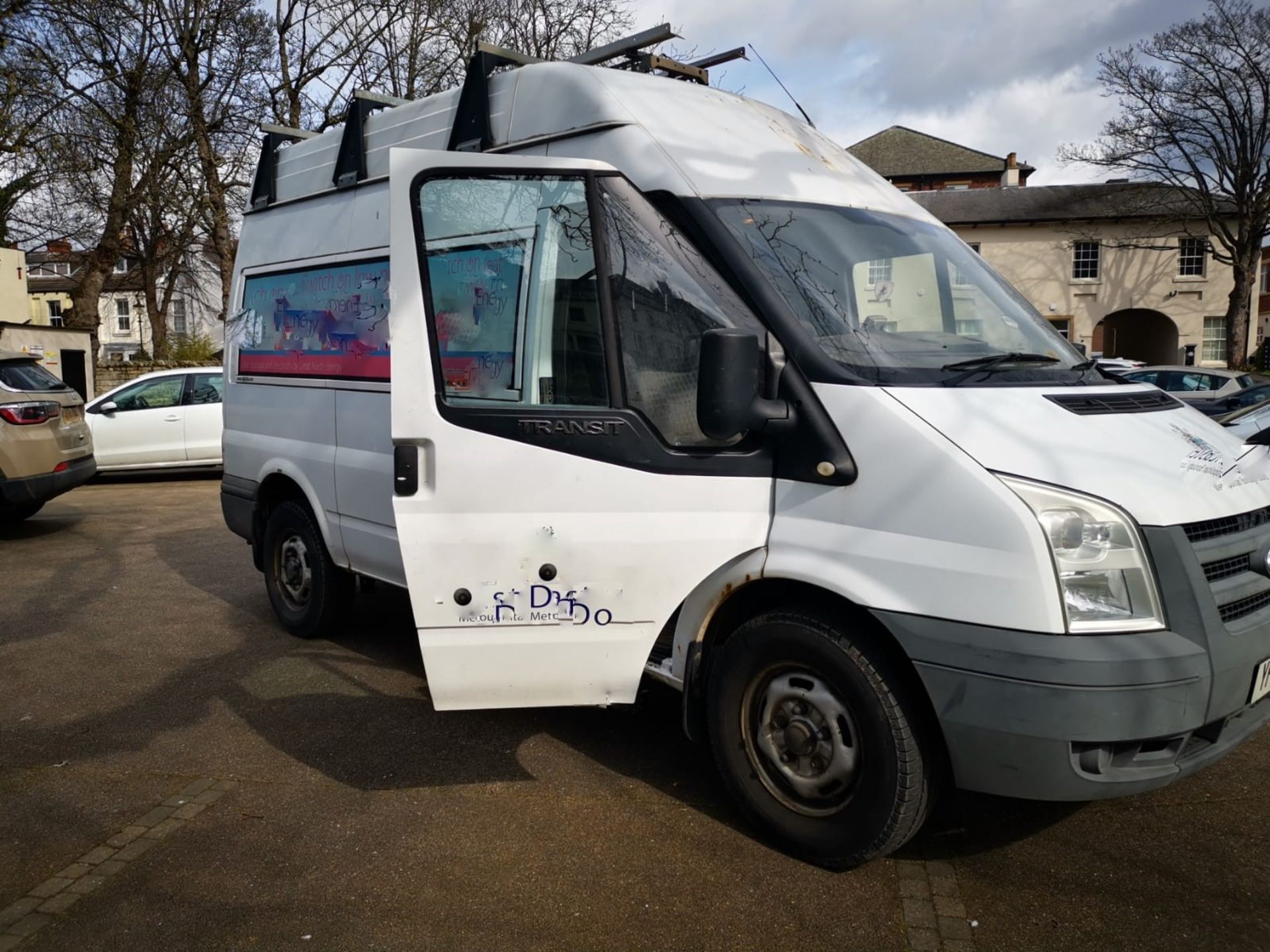 ENTRY DIRECT FROM LOCAL AUTHORITY Ford Transit 100 - Image 3 of 26