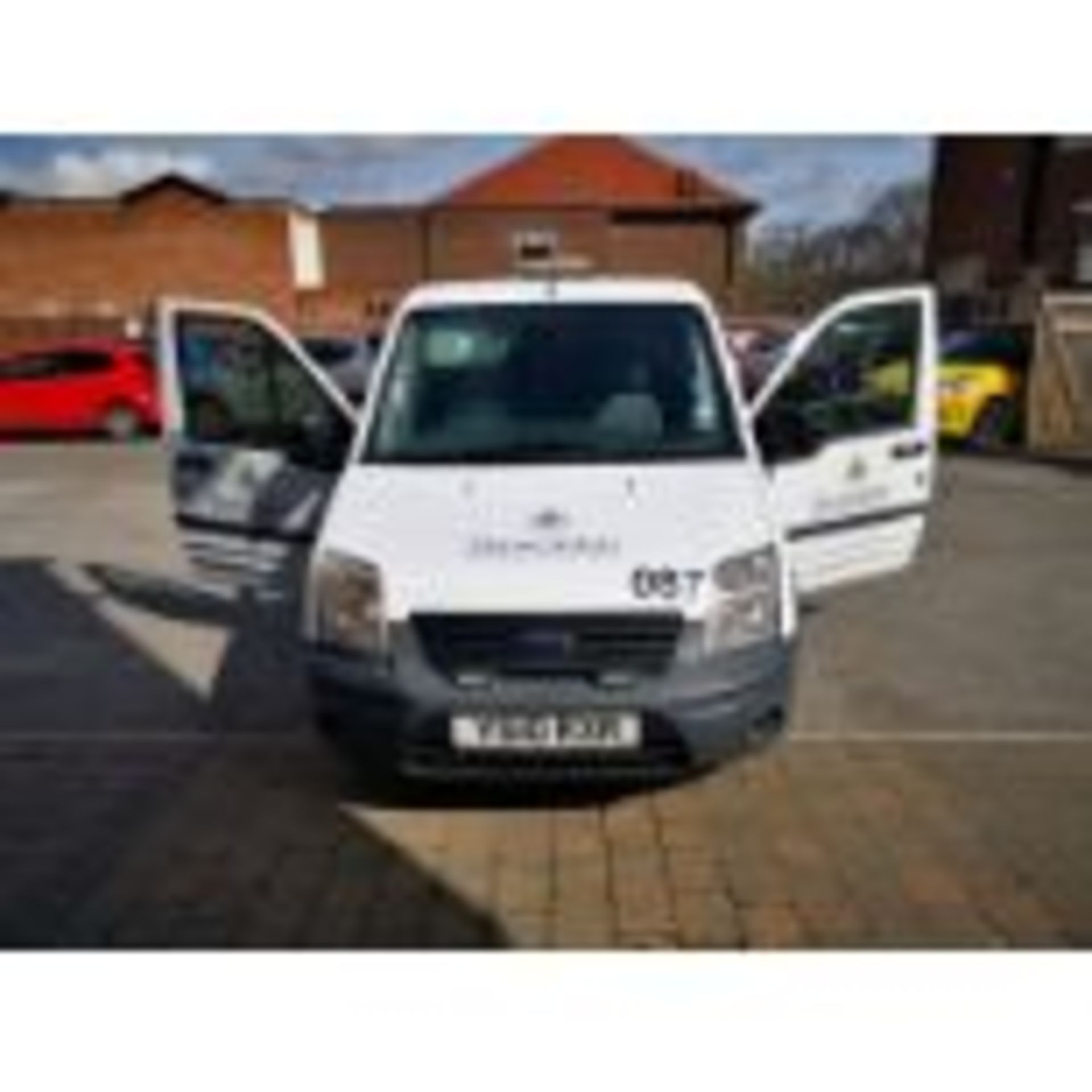 ENTRY DIRECT FROM LOCAL AUTHORITY Ford Transit Con - Image 10 of 23