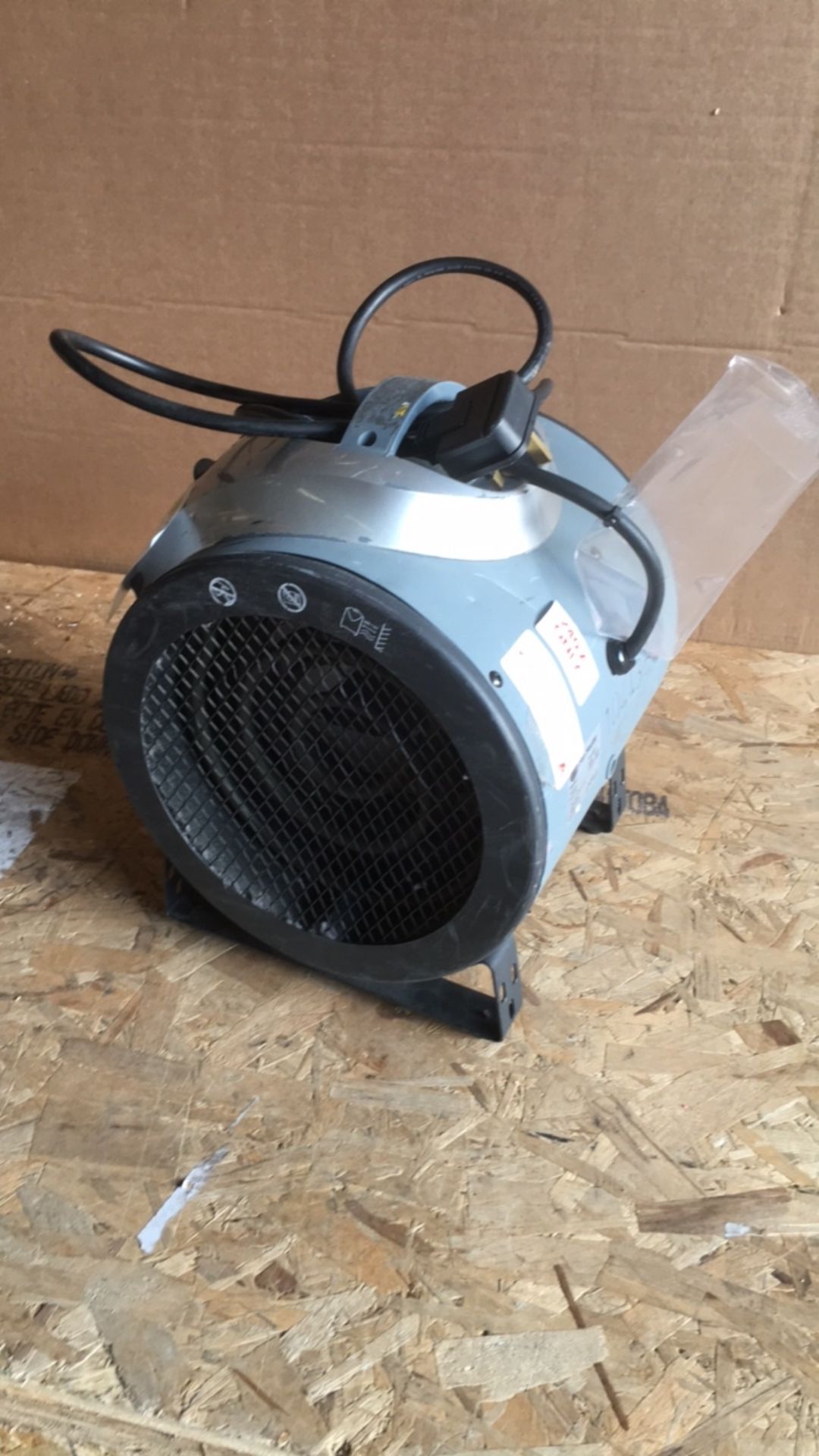 Elite EH1367 3kw Commercial Fan Heater - Image 2 of 2