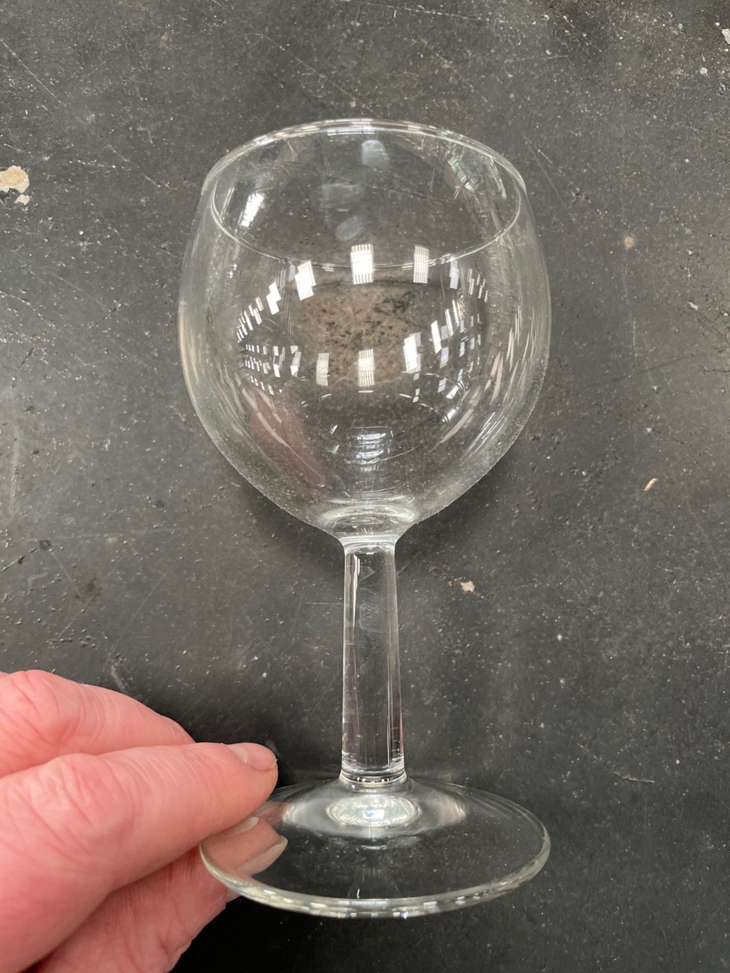 Wine Glasses x 40 - Image 2 of 2