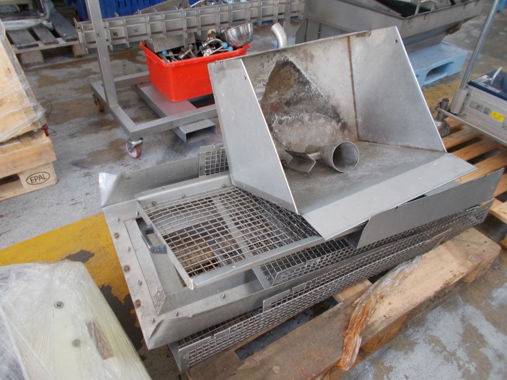 Sieve spares and conveyor guarding - Image 3 of 5