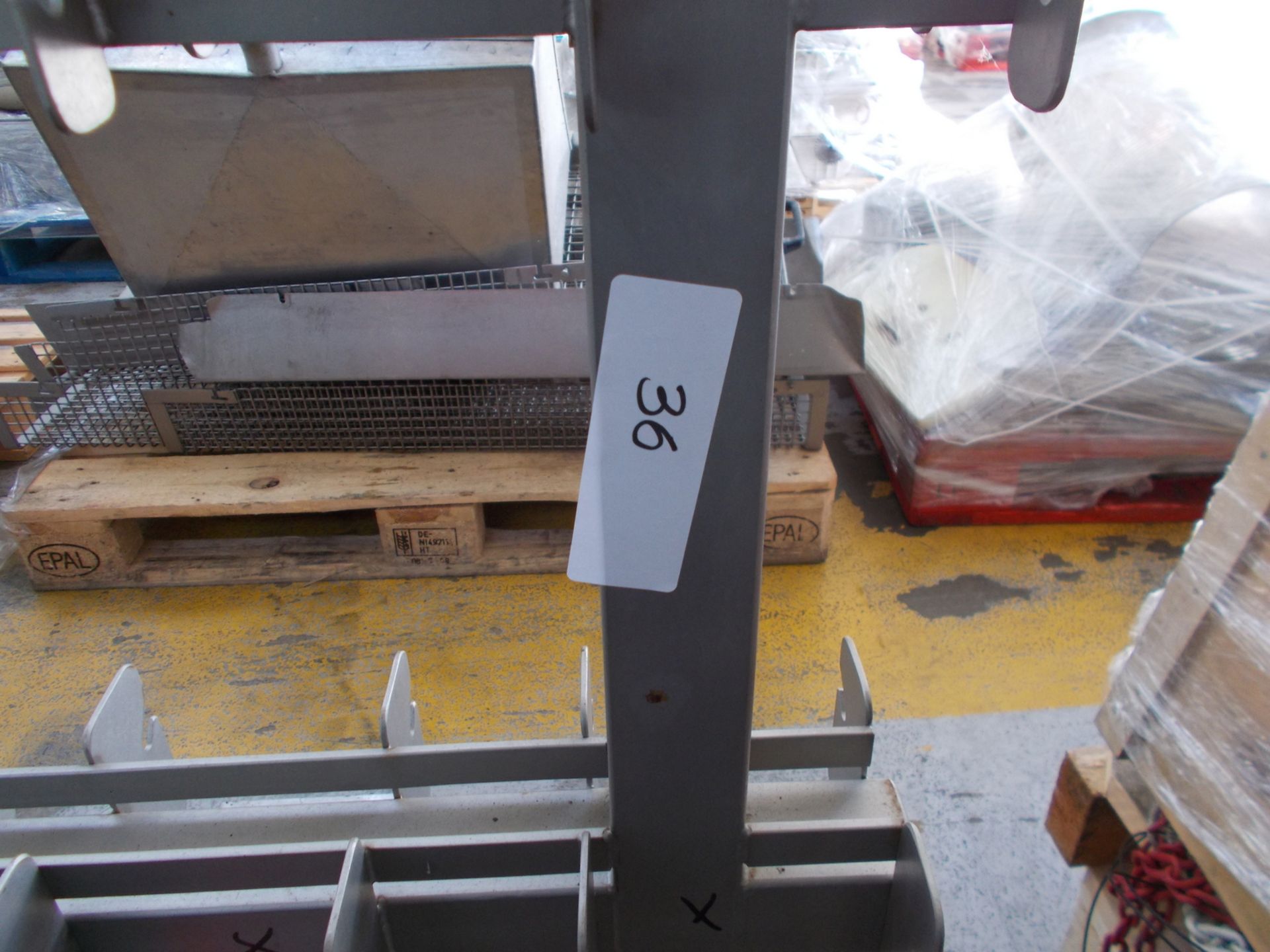 Mobile check weigher accessory stand and spares (various) - Image 3 of 3