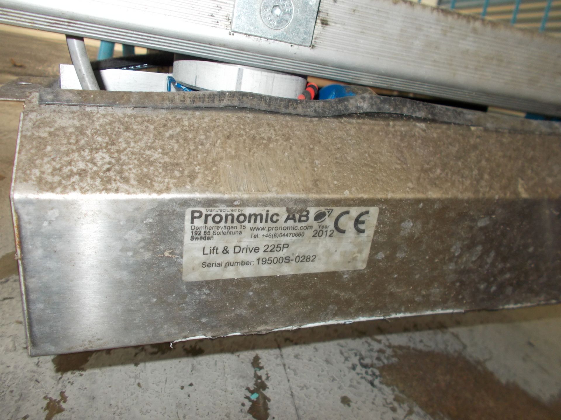 Pronomic 'Lift & drive 225P stand l-o-squeeze' pedestrian operated electric lifting device - Image 4 of 5