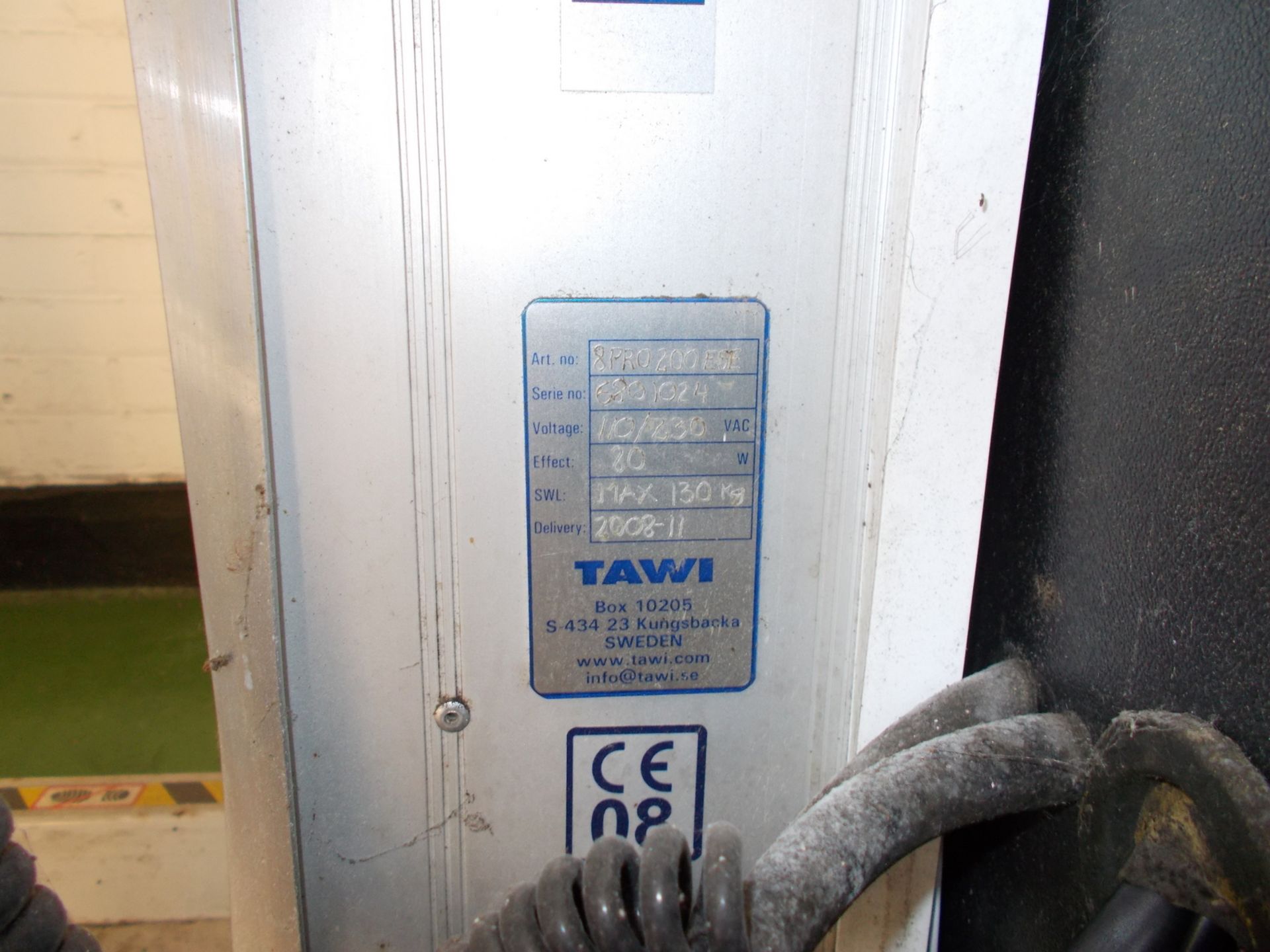 Tawi 'Pro200ES' pedestrian operated electric lifti - Image 4 of 5