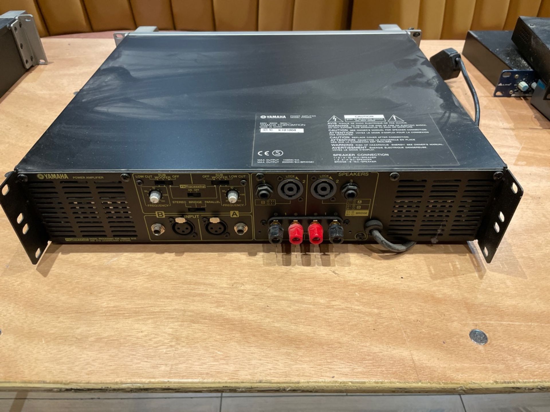 Yamaha P7000S Power Amplifier - Image 2 of 2