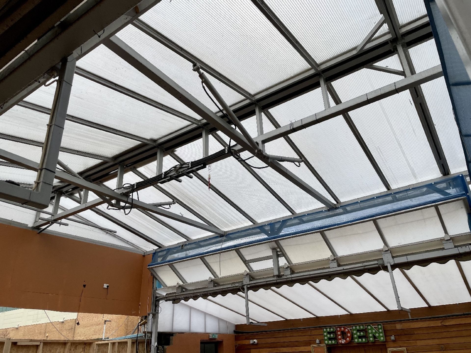 Hydraulic Roof - Image 6 of 6