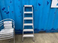 Step ladder