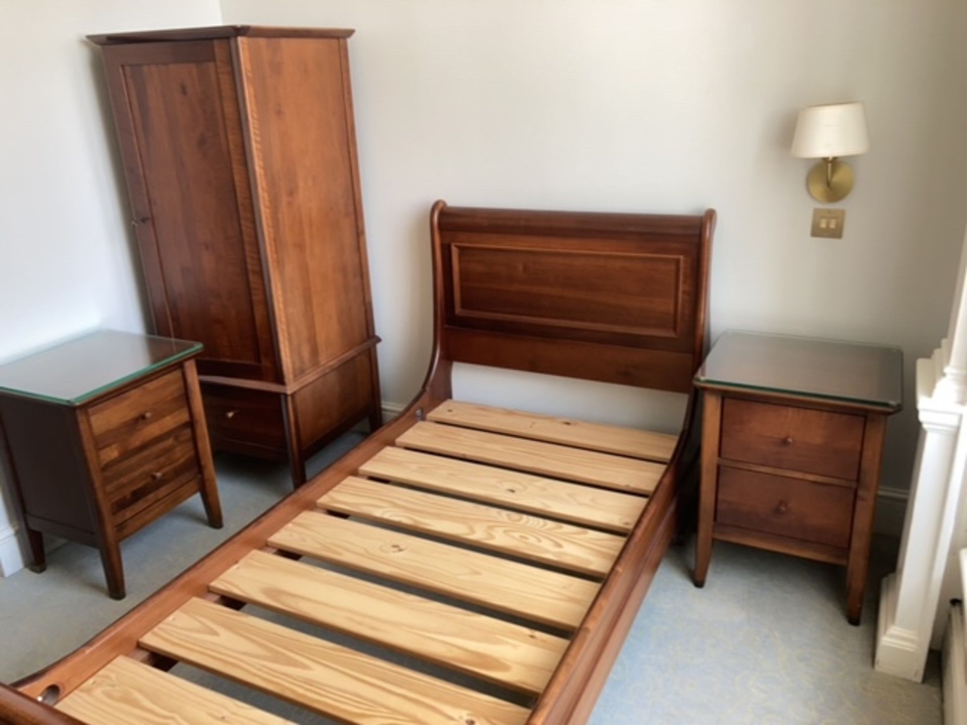 Bedroom furniture - Image 2 of 4