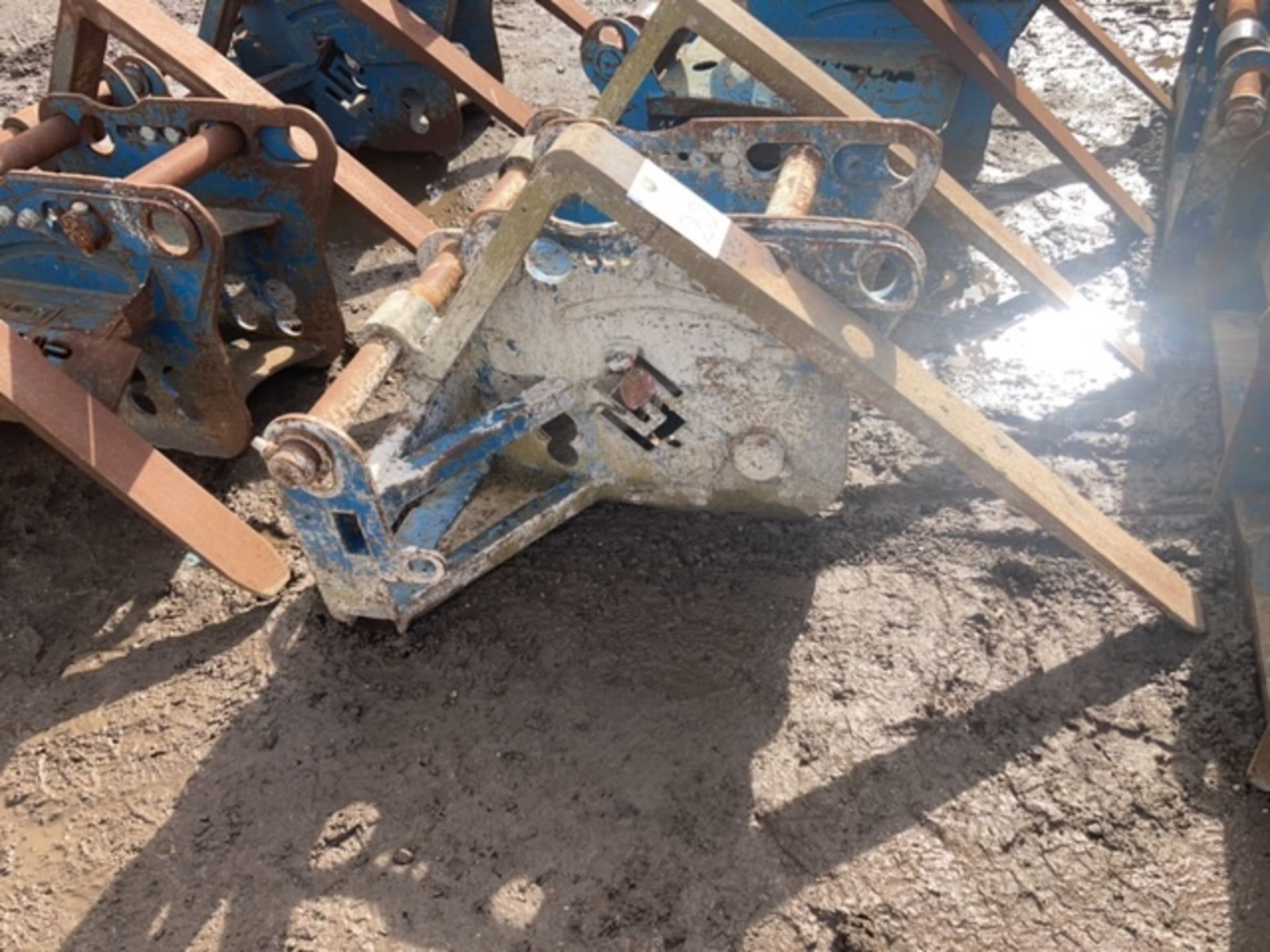 Excavator fork extension - Image 2 of 2