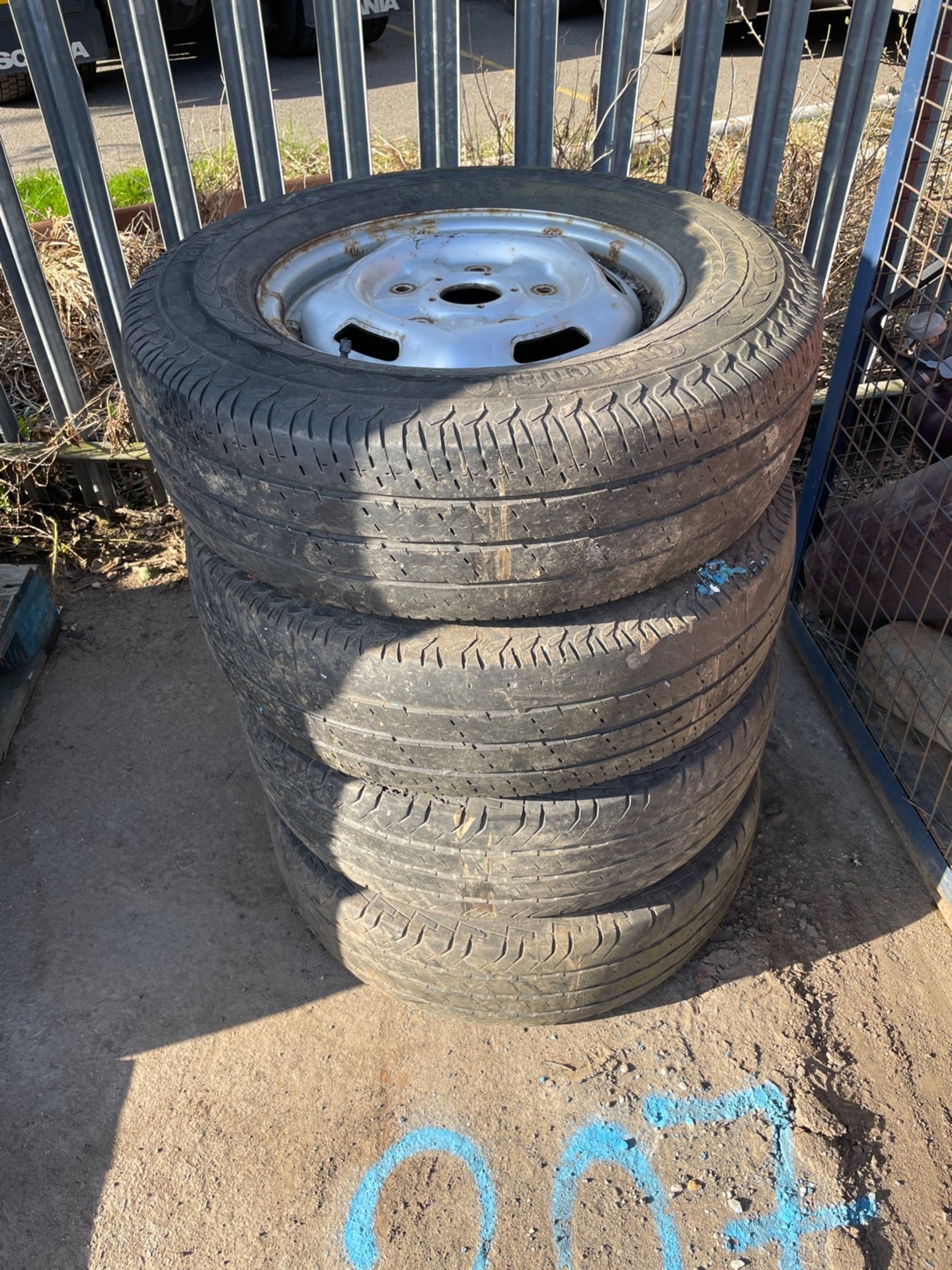 Transit wheels & Tyres x 4