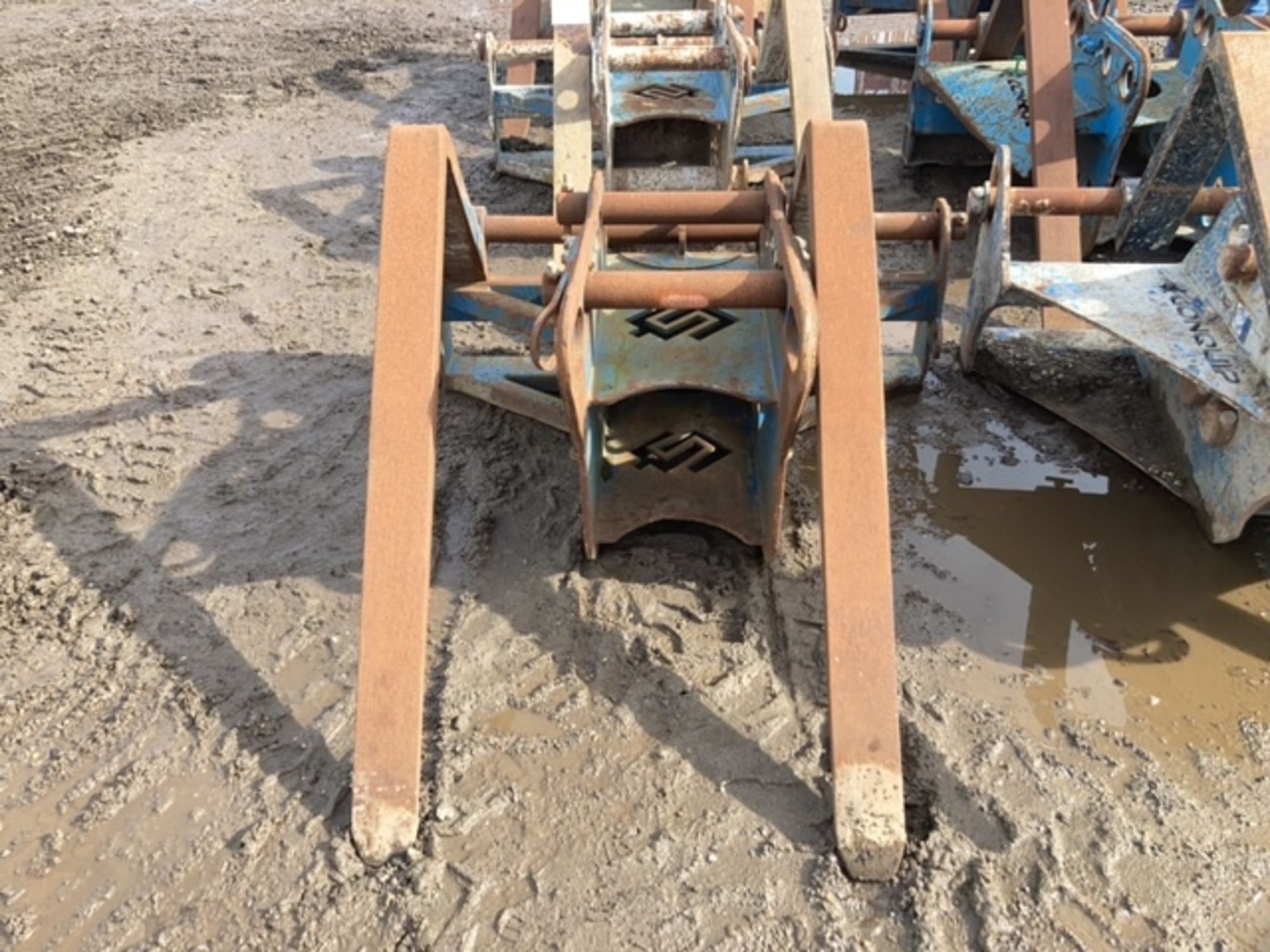 Excavator fork extension - Image 2 of 2