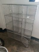 Wire cage lockers