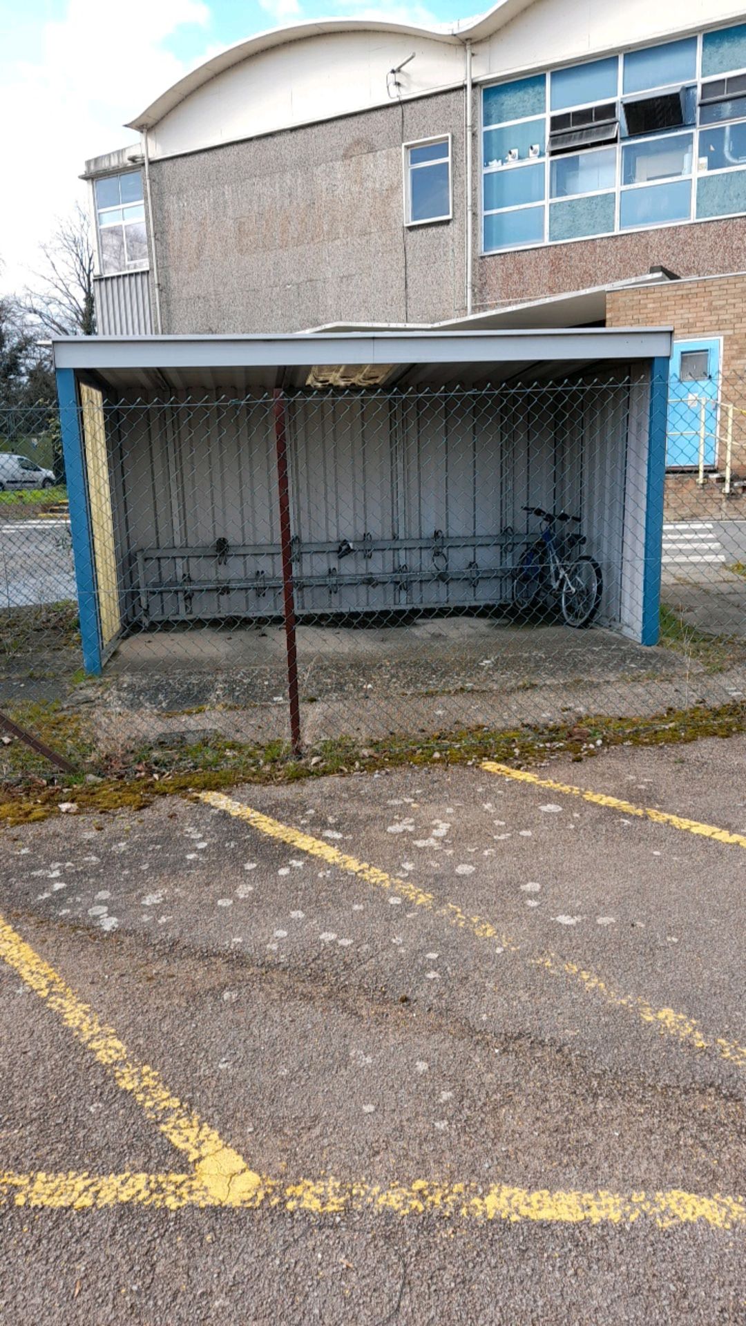 Bike shed shelter