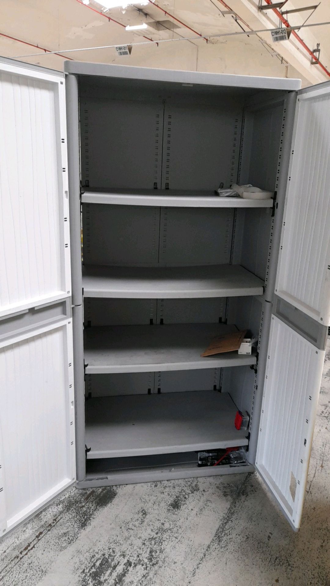 Plastic cabinet with first aid station to side, - Image 3 of 4