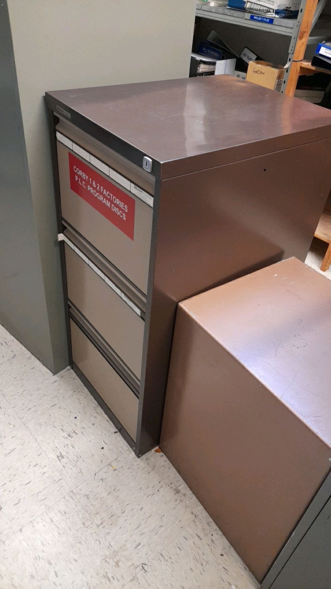 Filing cabinets x 4 - Image 2 of 6