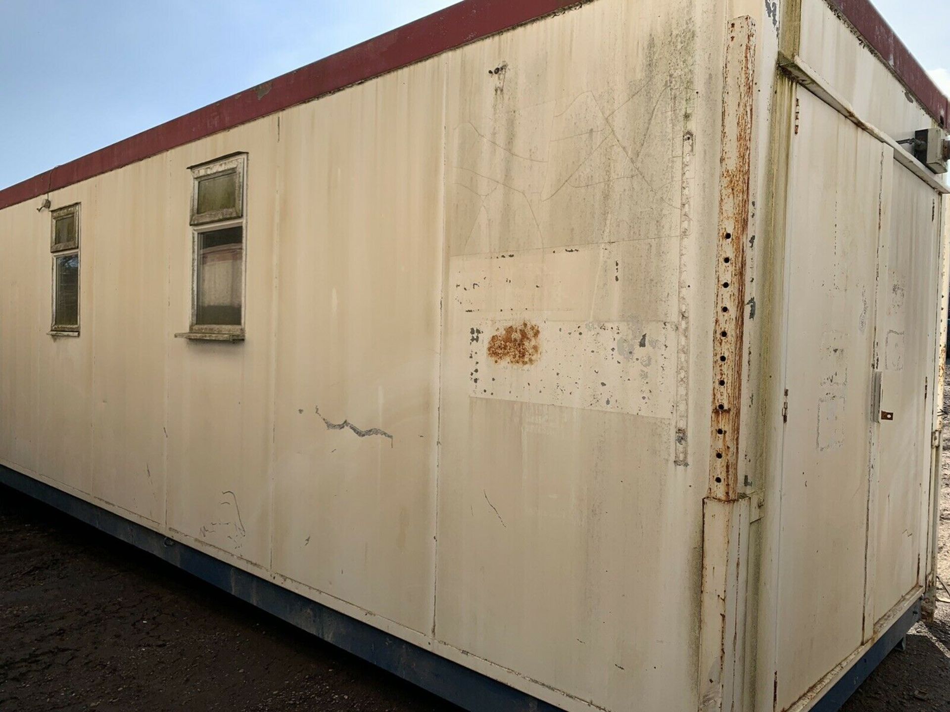 40ft Shipping Container Portable Storage Container - Image 2 of 11