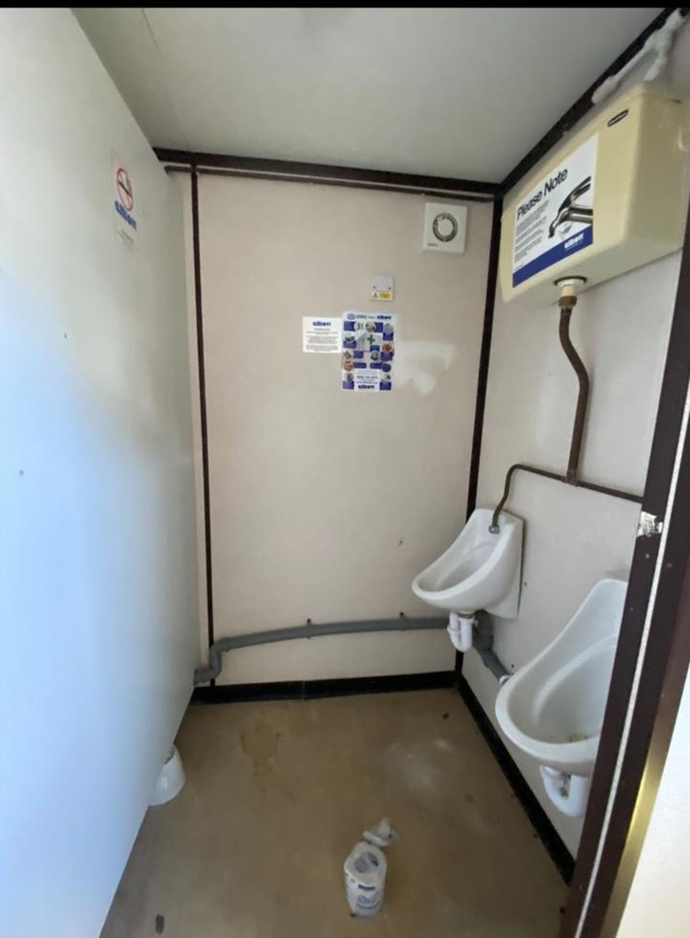 16ft 2 + 1 toilet block container cabin - Image 4 of 12