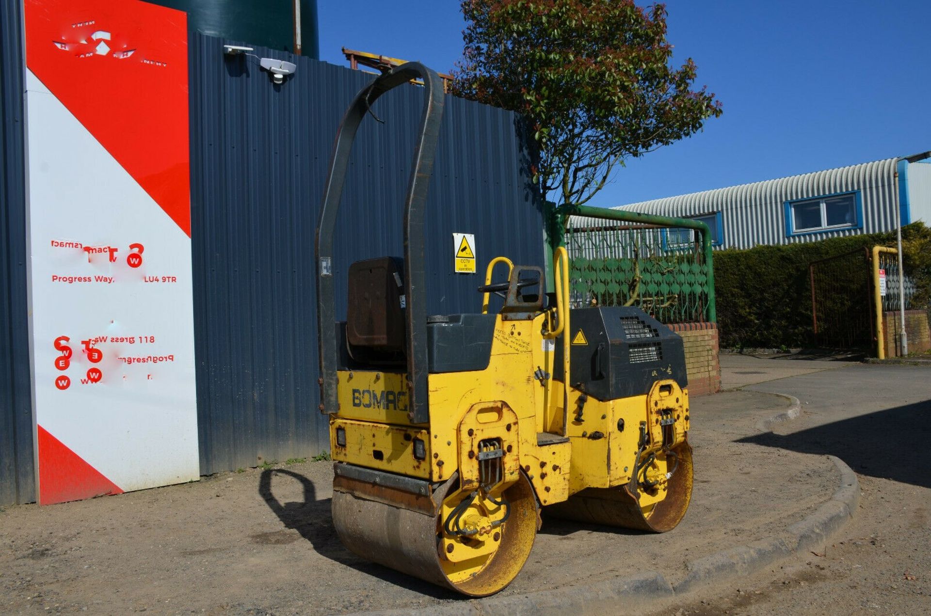 Bomag BW 80 AD-2 y2006 1,5t Double Drum Vibrating - Image 8 of 12