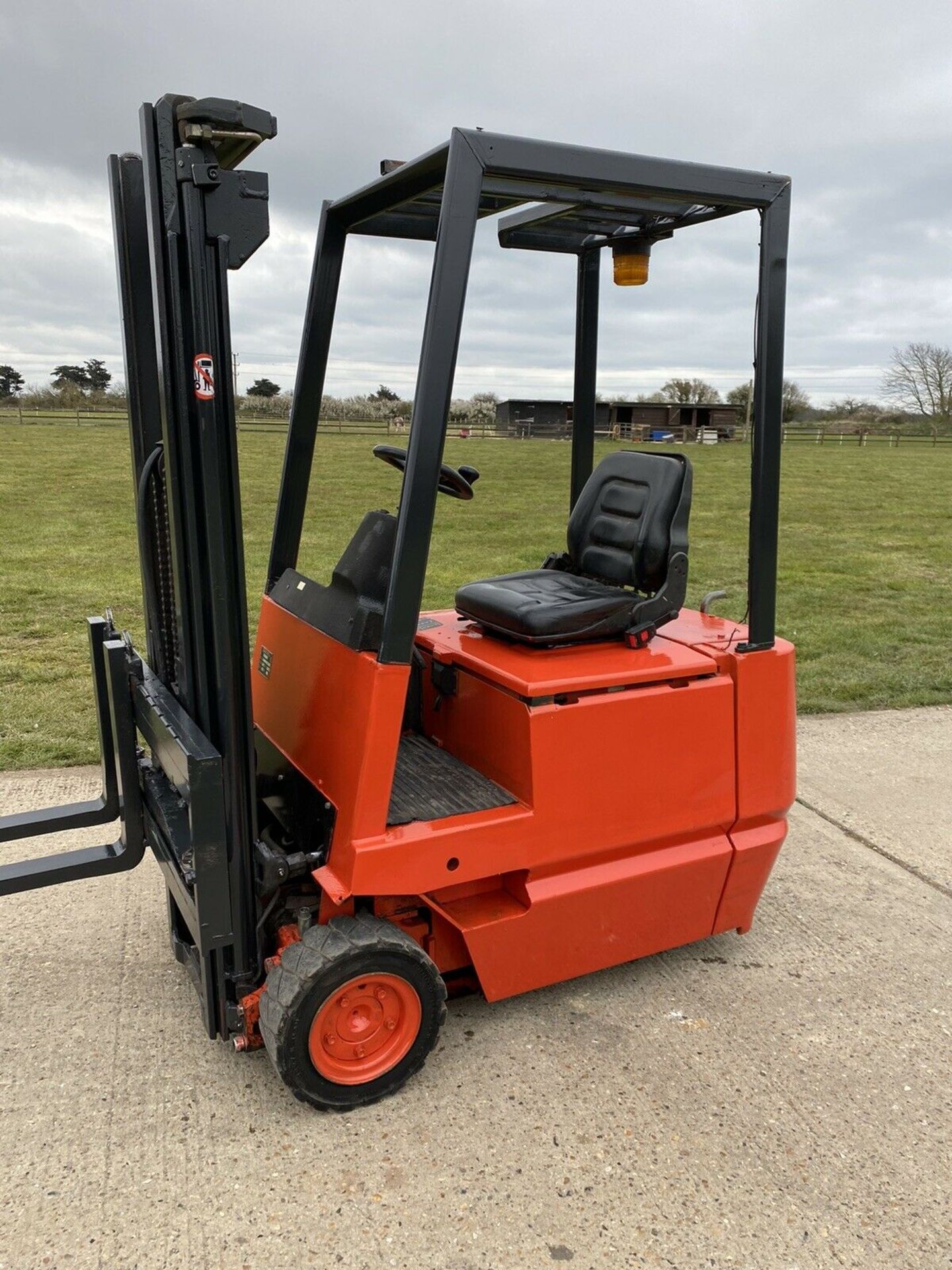 Linde forklift truck - Image 3 of 3