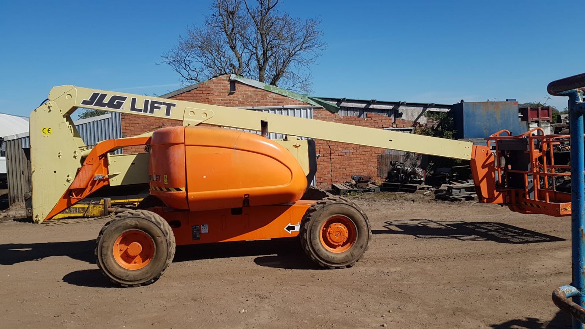 JLG 600J Boom Lift - Image 3 of 8