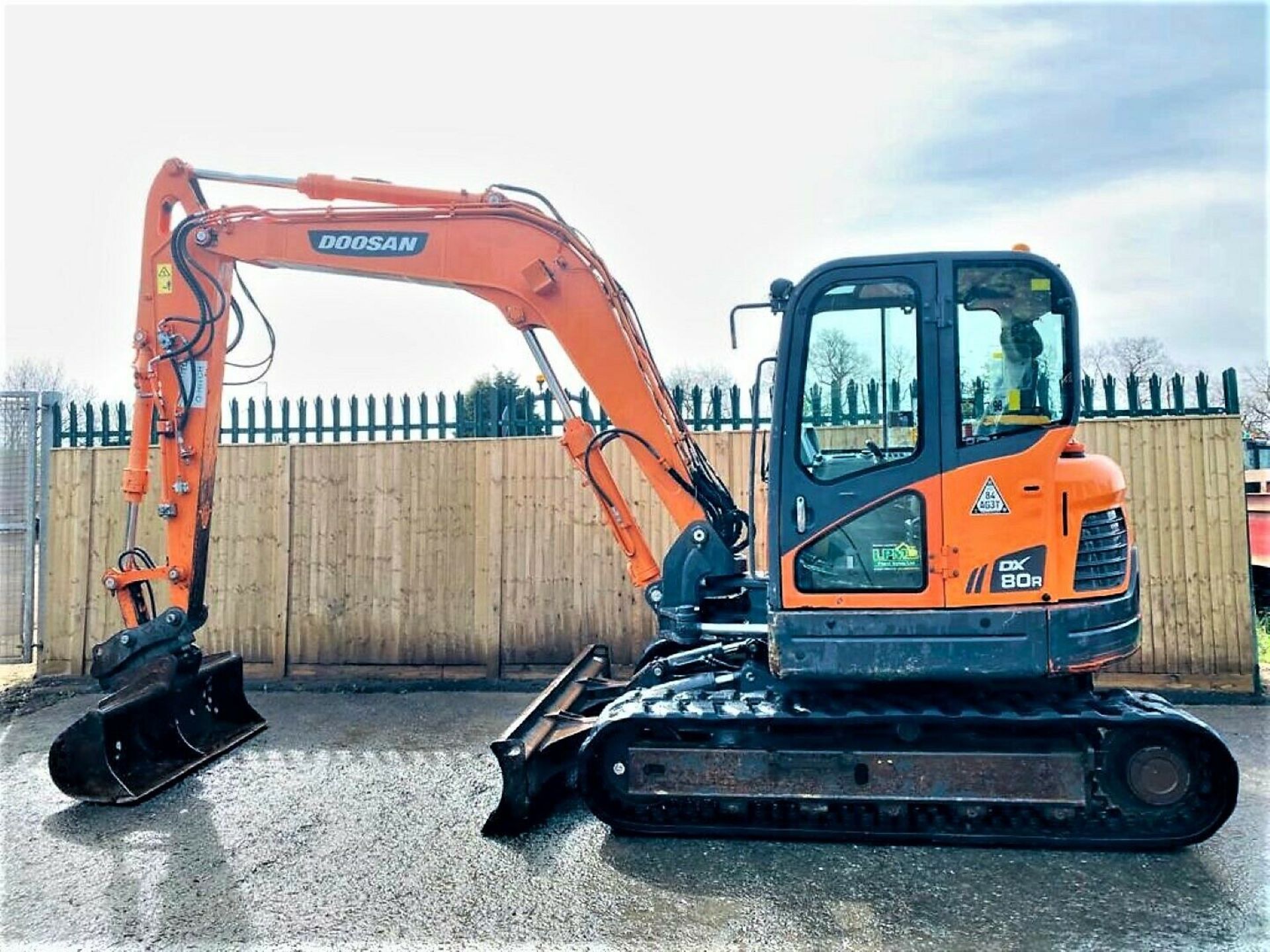 Doosan DX80-R Excavator / Digger - Bild 2 aus 7