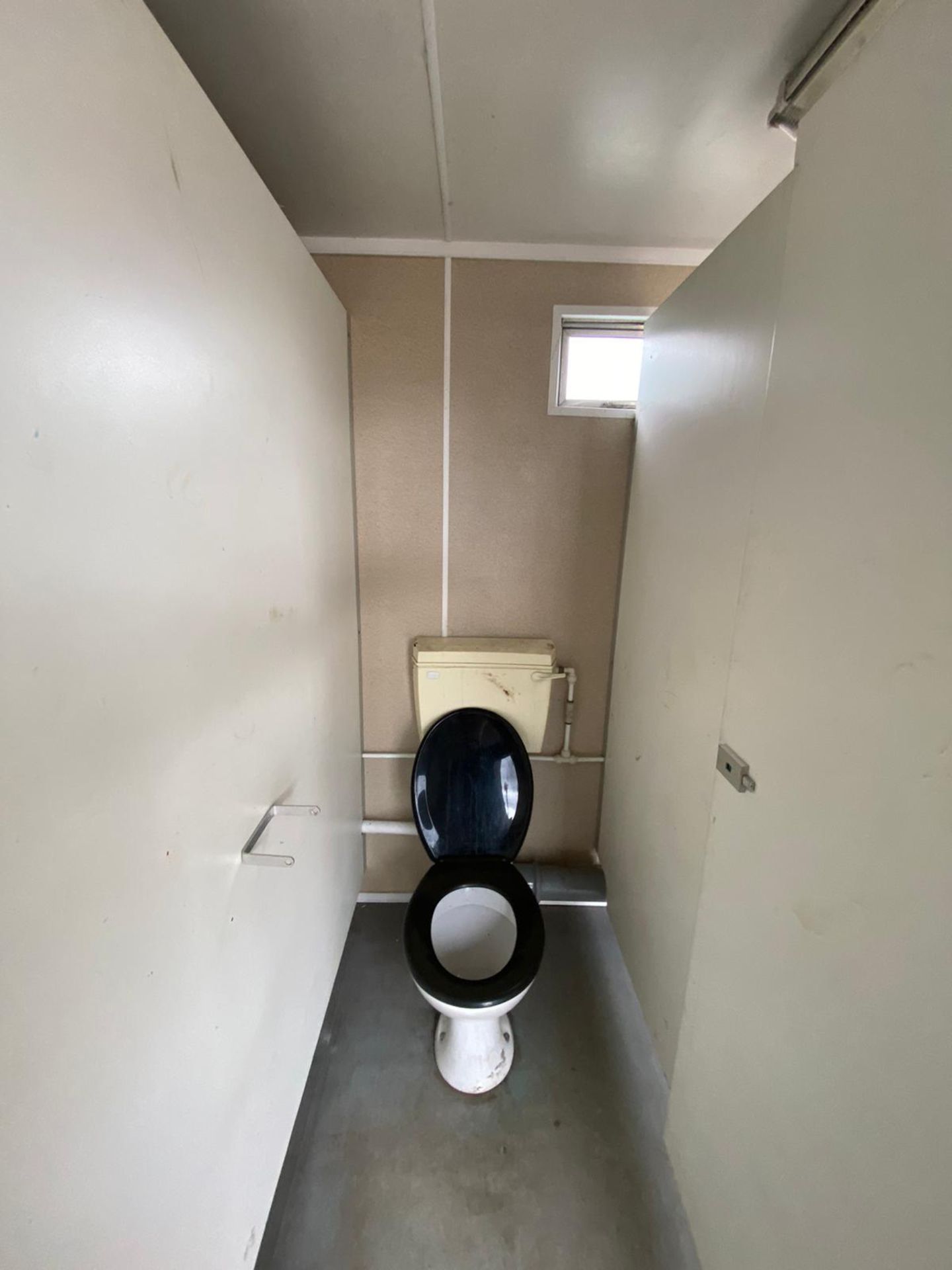 13ft 2 + 1 male & female toilet block, welfare container cabin - Bild 13 aus 13