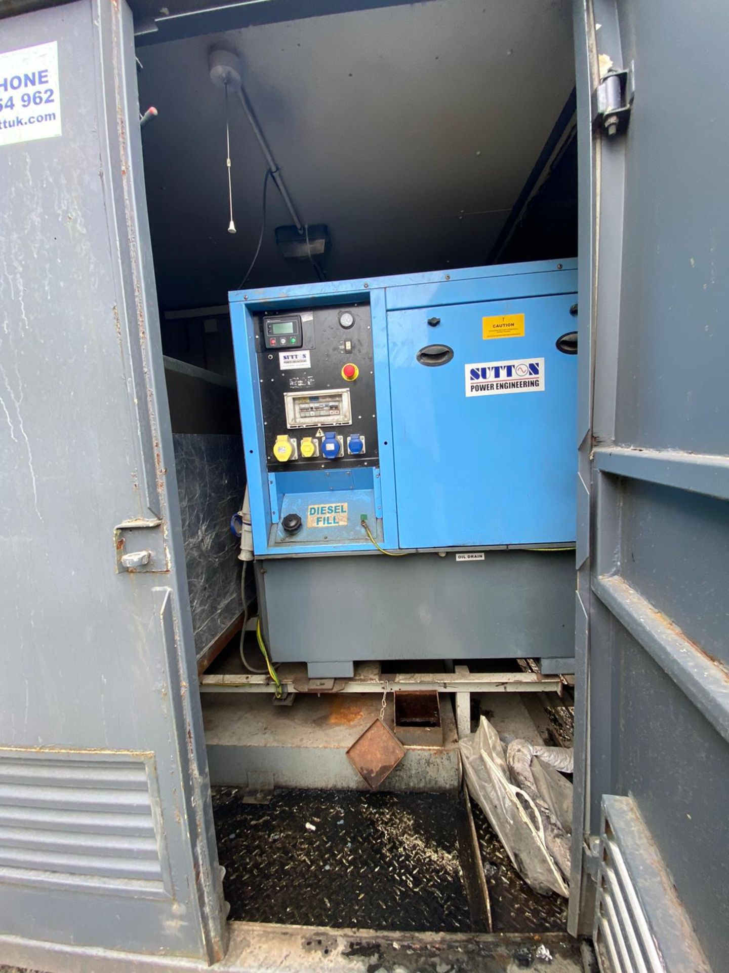 32ft x 10ft static welfare unit with 11KVA generator - Image 23 of 27