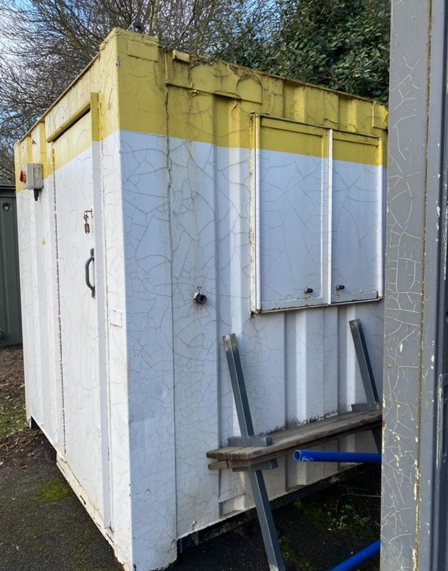 8ft x 8ft site office security hut welfare container