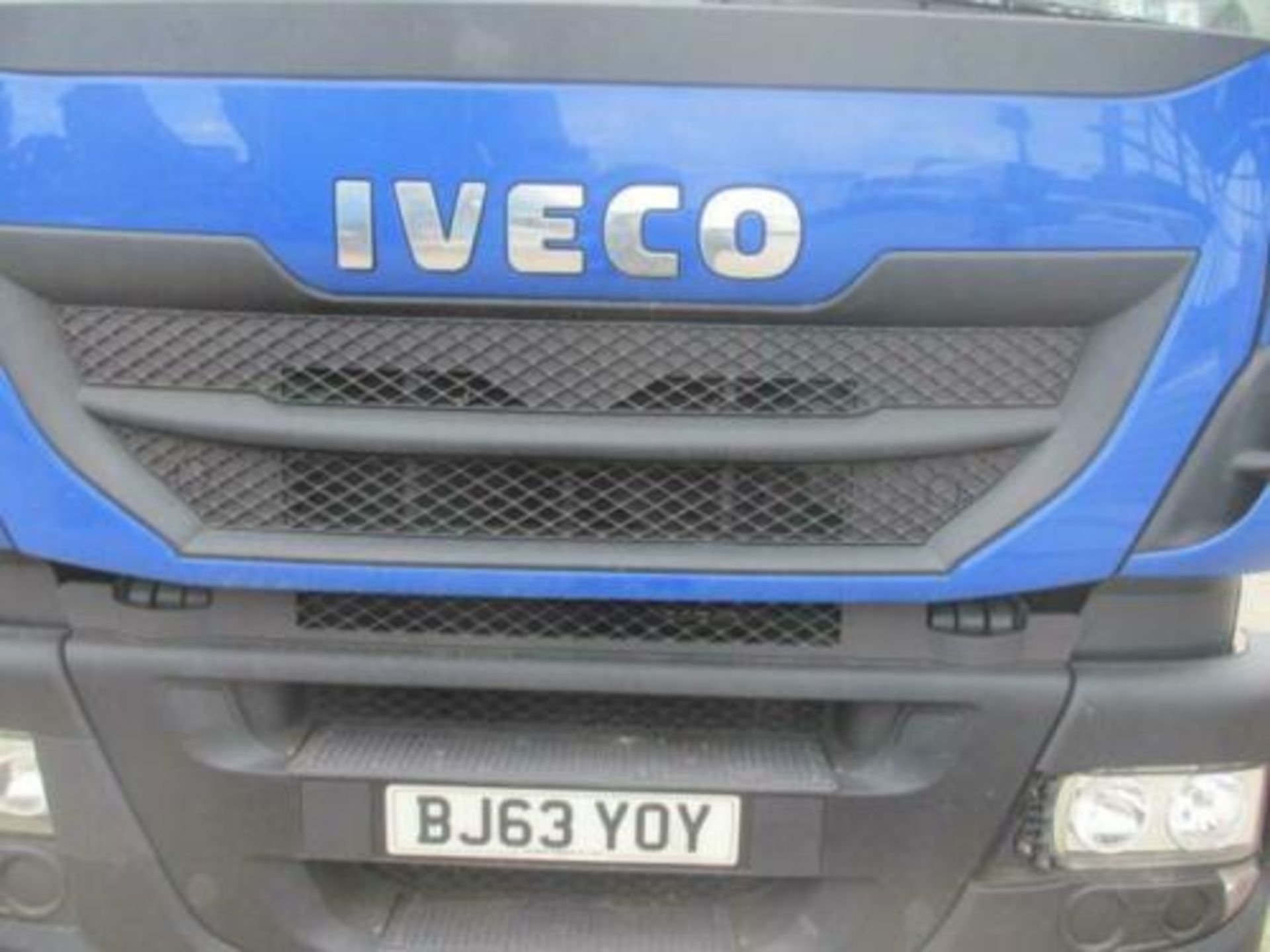 Iveco Stralis - Image 6 of 12