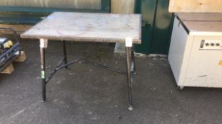 Work Bench collapsible (BECWB118H)