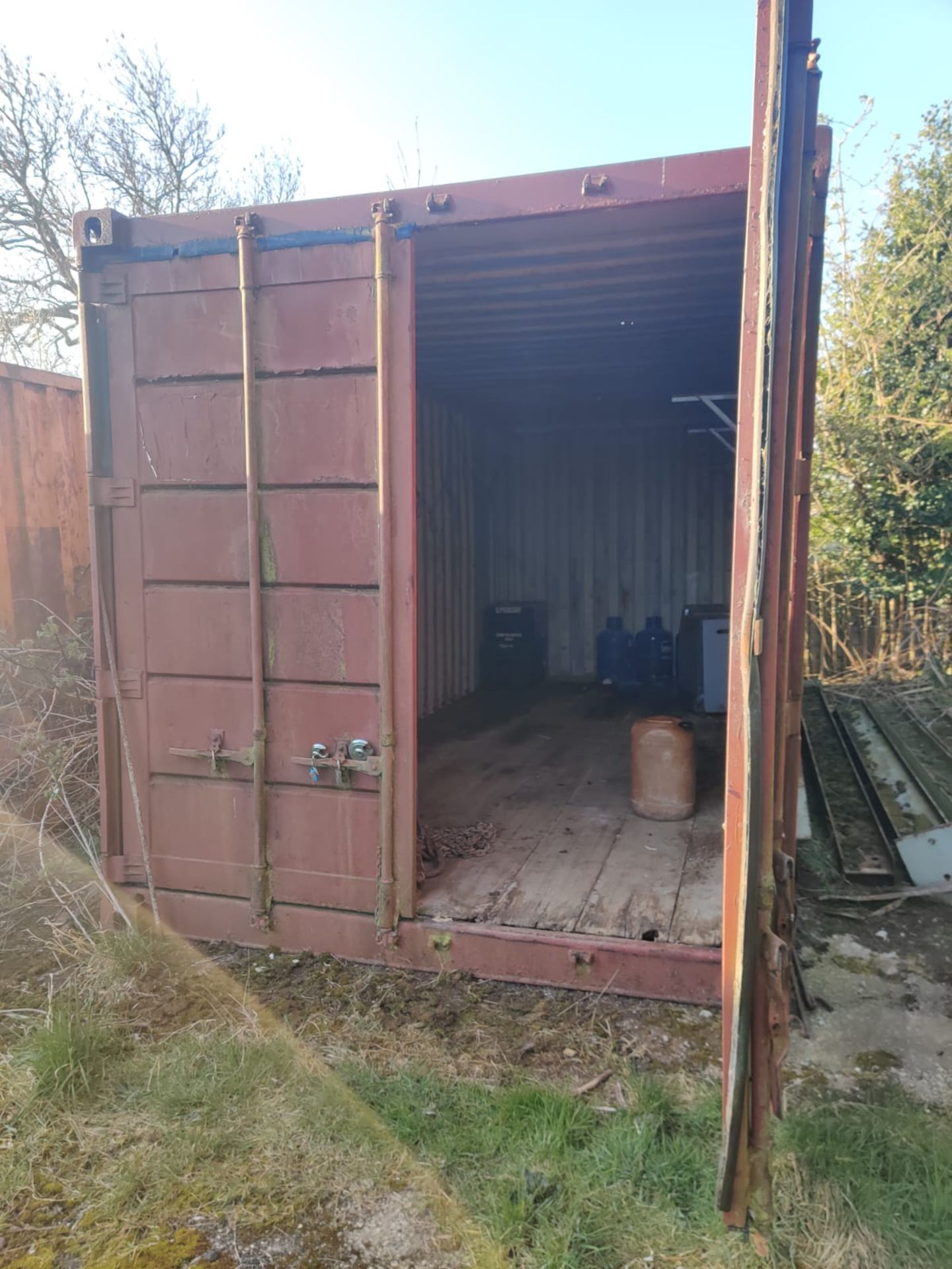 Storage container 20x8