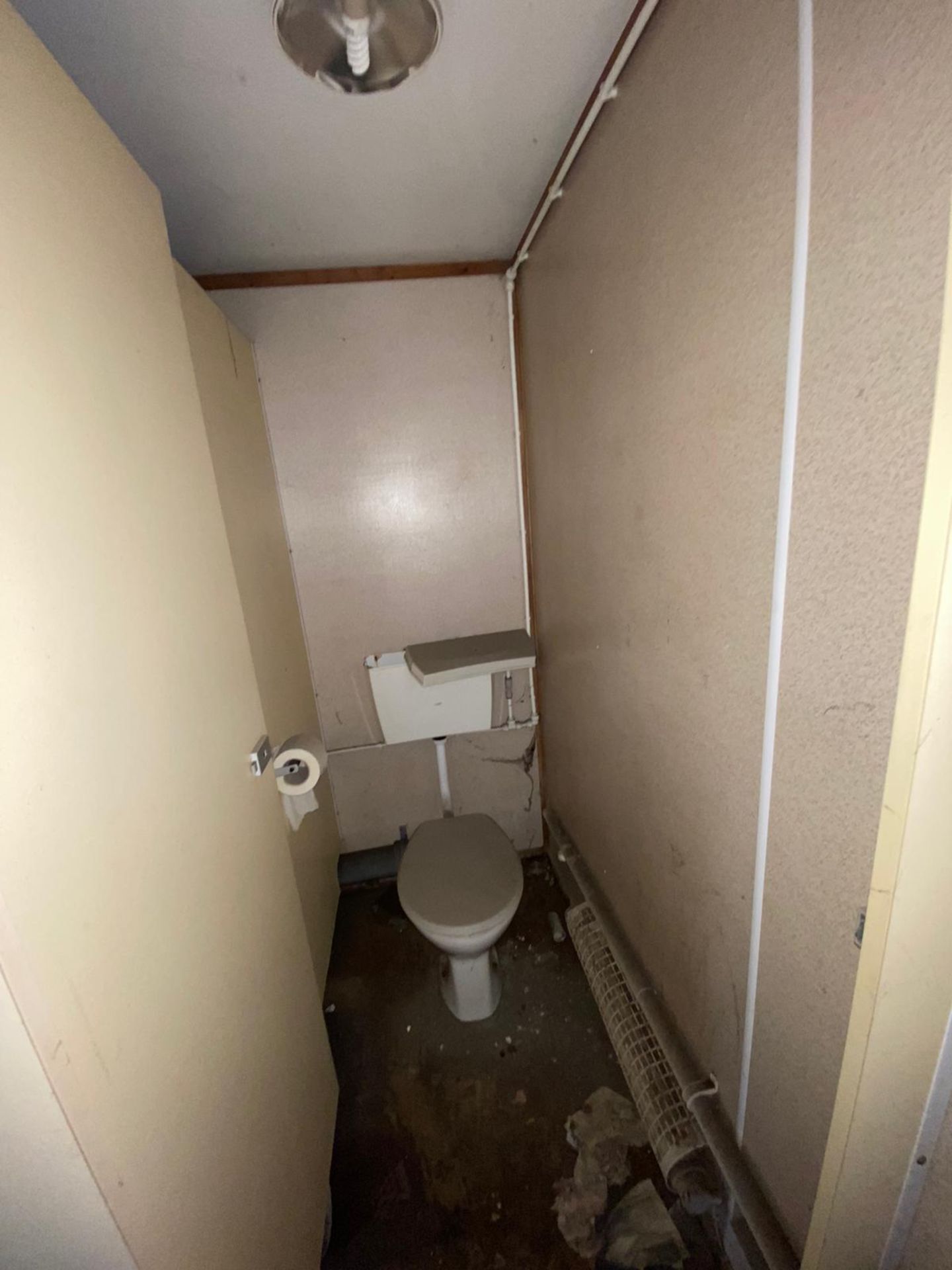 12ft 2 + 1 toilet block - Image 9 of 14