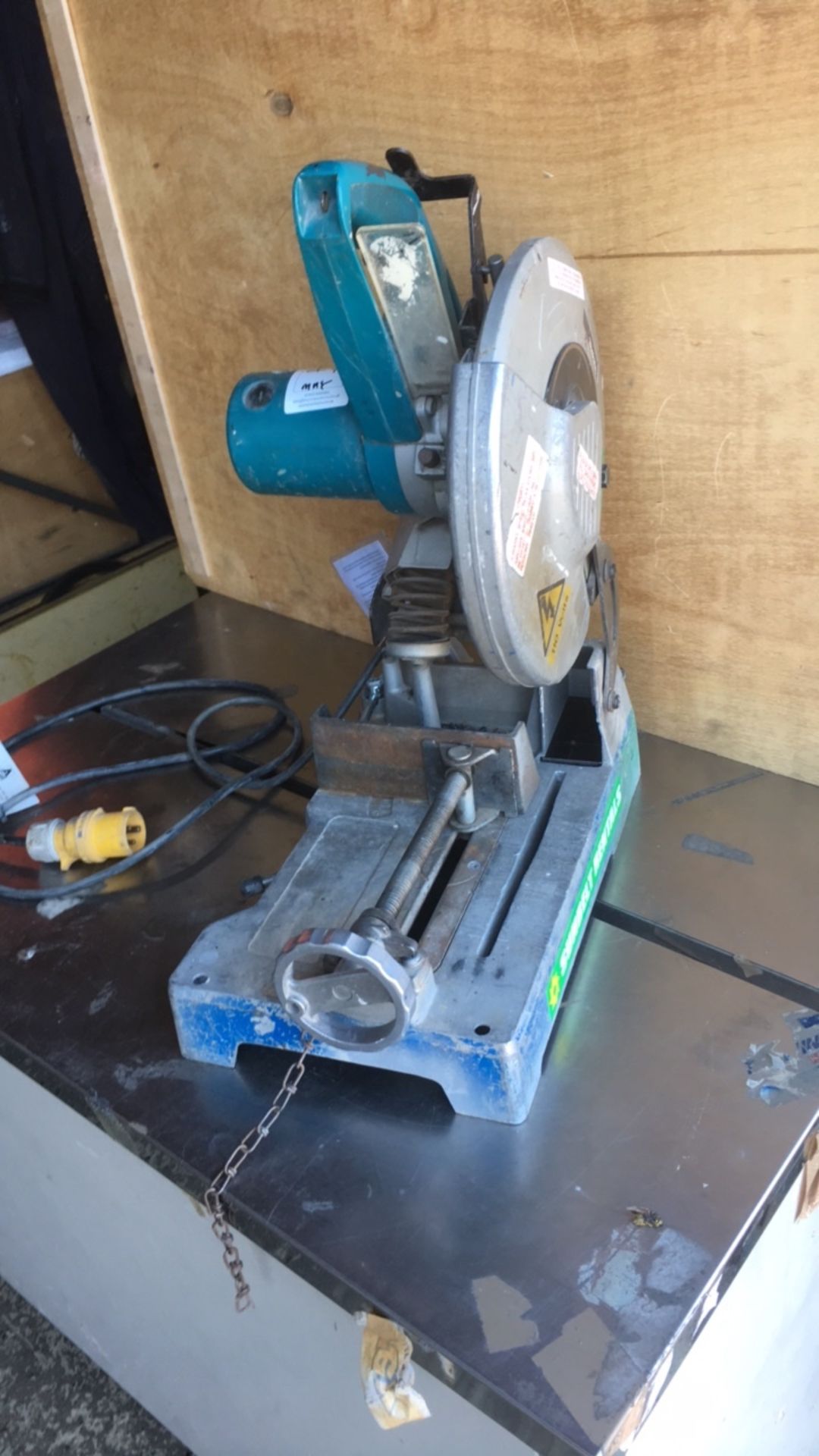 Makita LO1230 portable chopsaw (BESMS0110H)