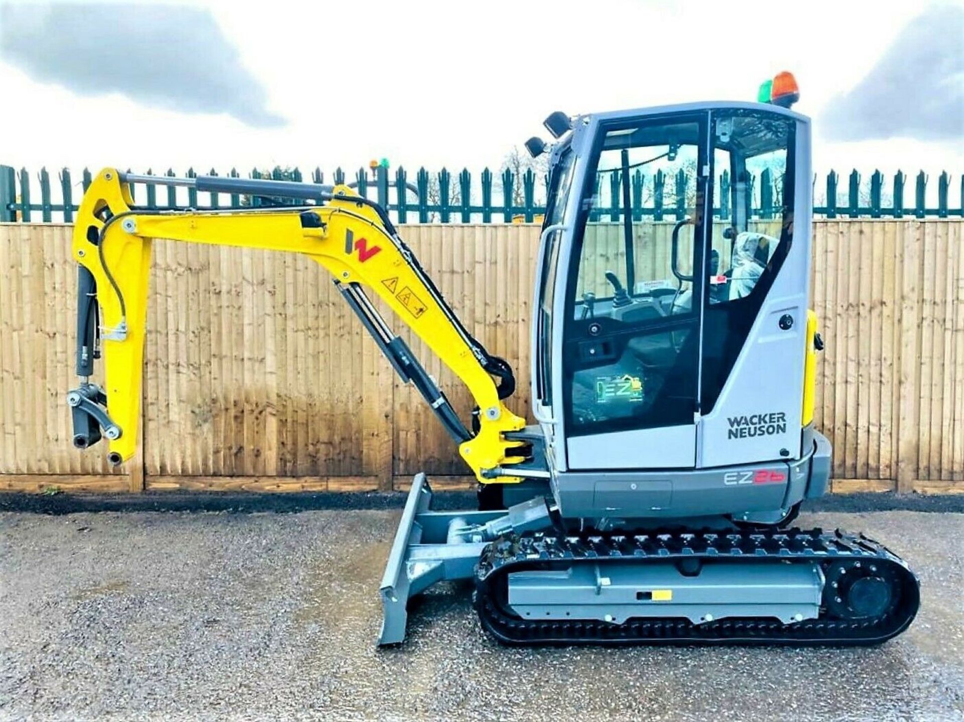 Wacker Neuson EZ26 Excavator Digger 2020 - Image 11 of 12