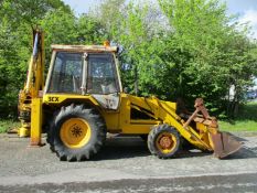 JCB 3CX digger