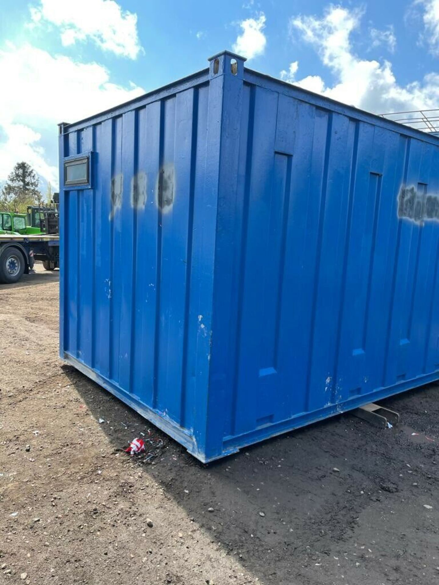 Anti Vandal Steel Portable Toilet Block 16ft x 9ft - Image 2 of 10