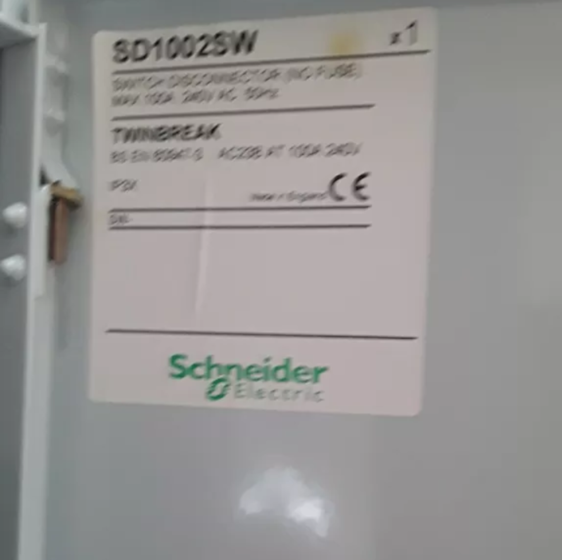 Schneider 100 Amp 2 Pole Switch Circuit Breakers x - Image 4 of 6