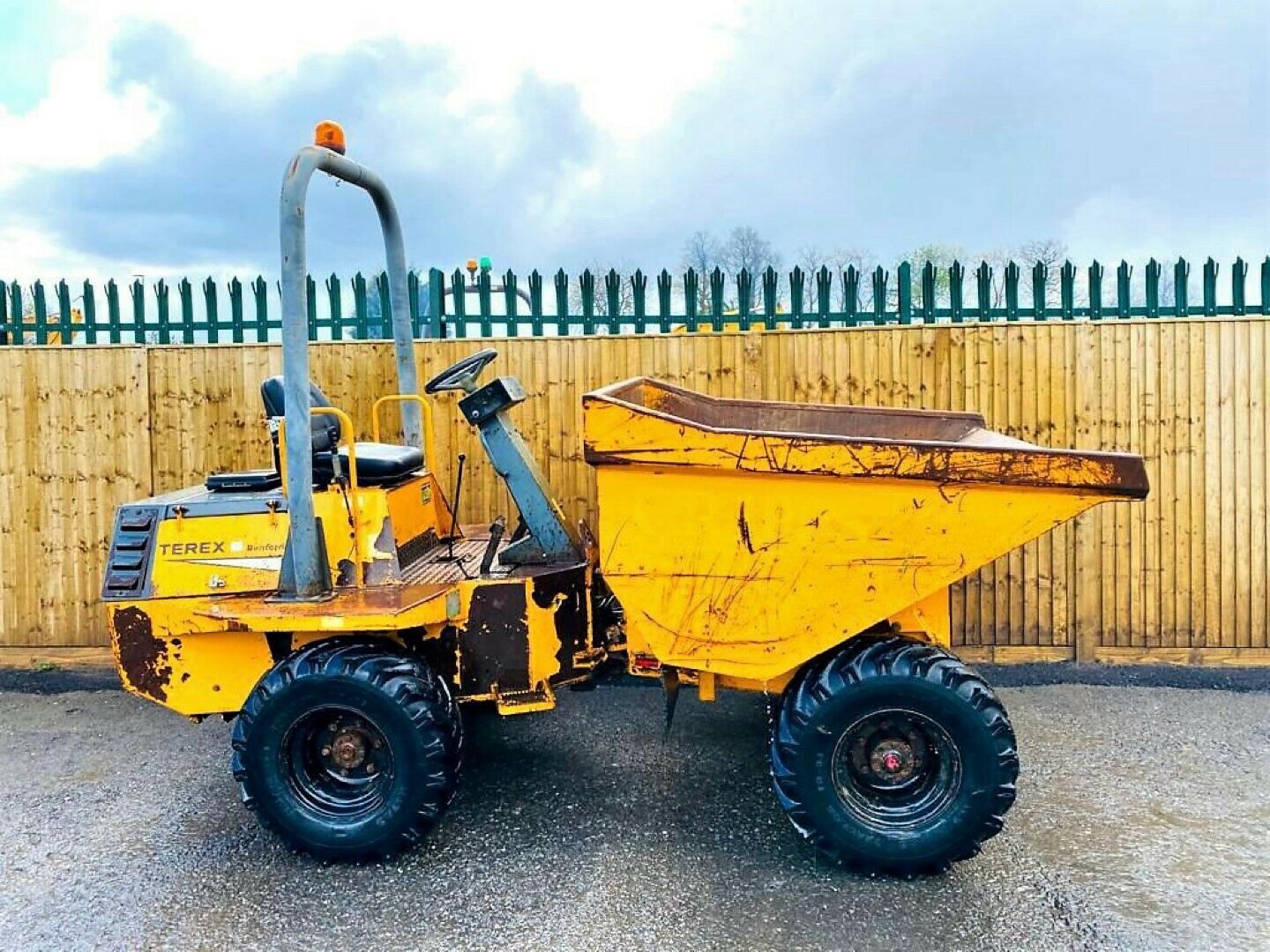 Benford 3 Ton Straight Tip Dumper 2003