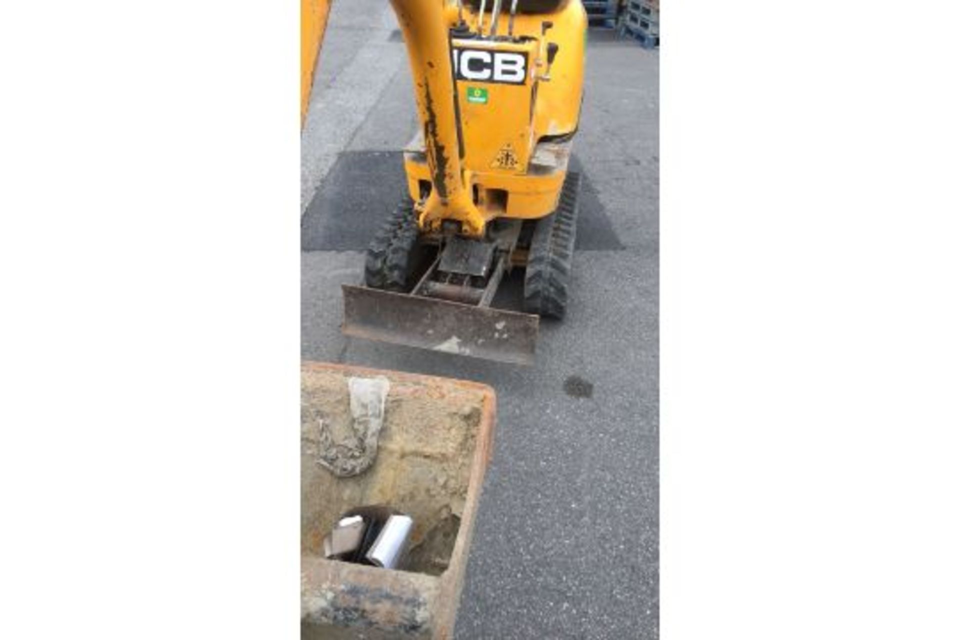 JCB 8008 micro excavator - Image 7 of 17