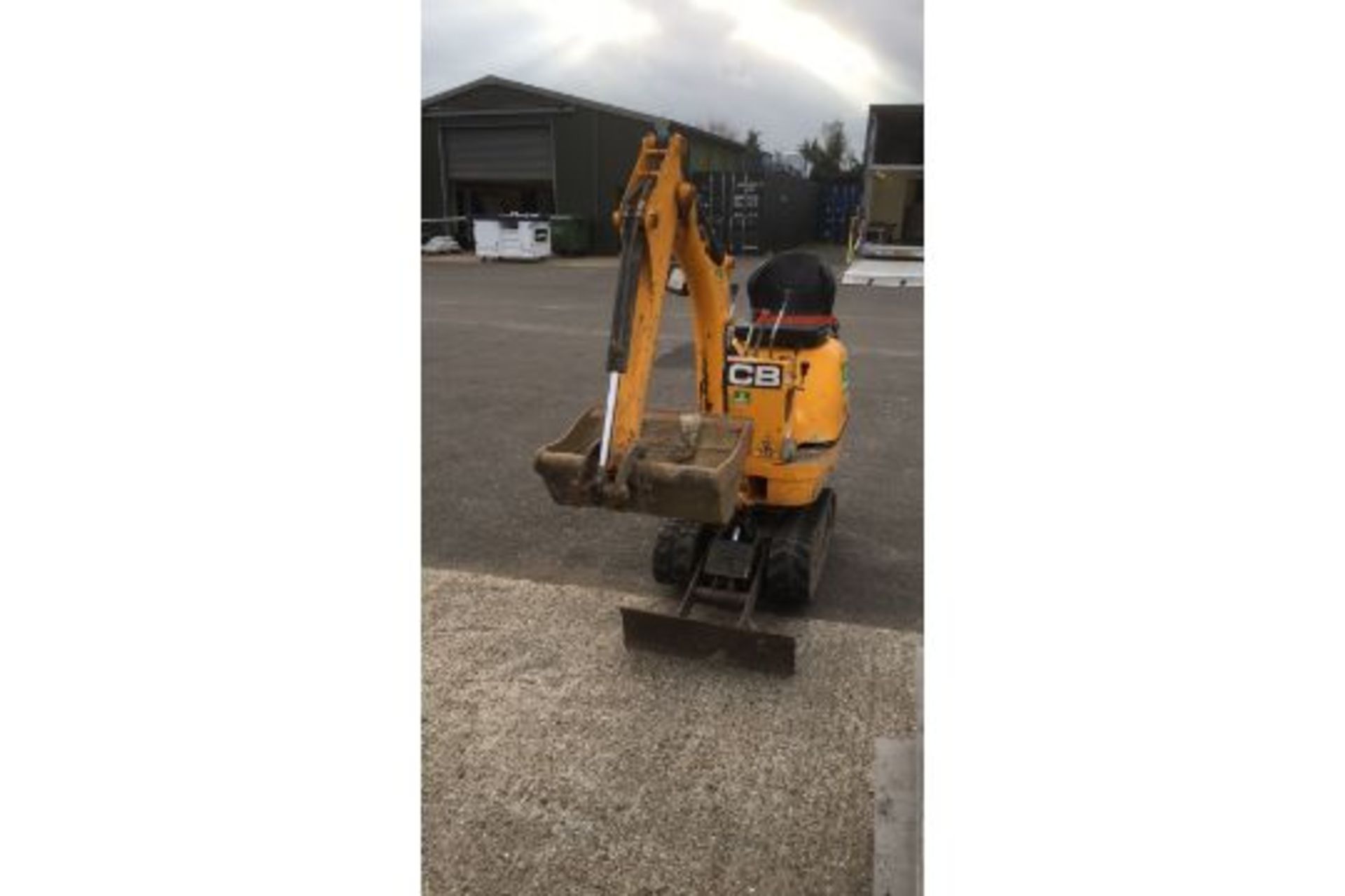 JCB 8008 micro excavator - Image 3 of 17