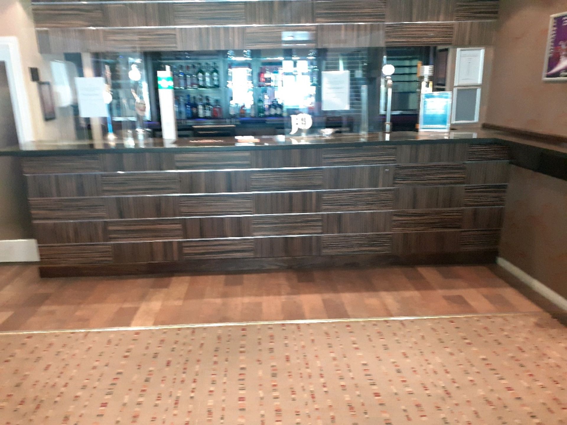 Main bar