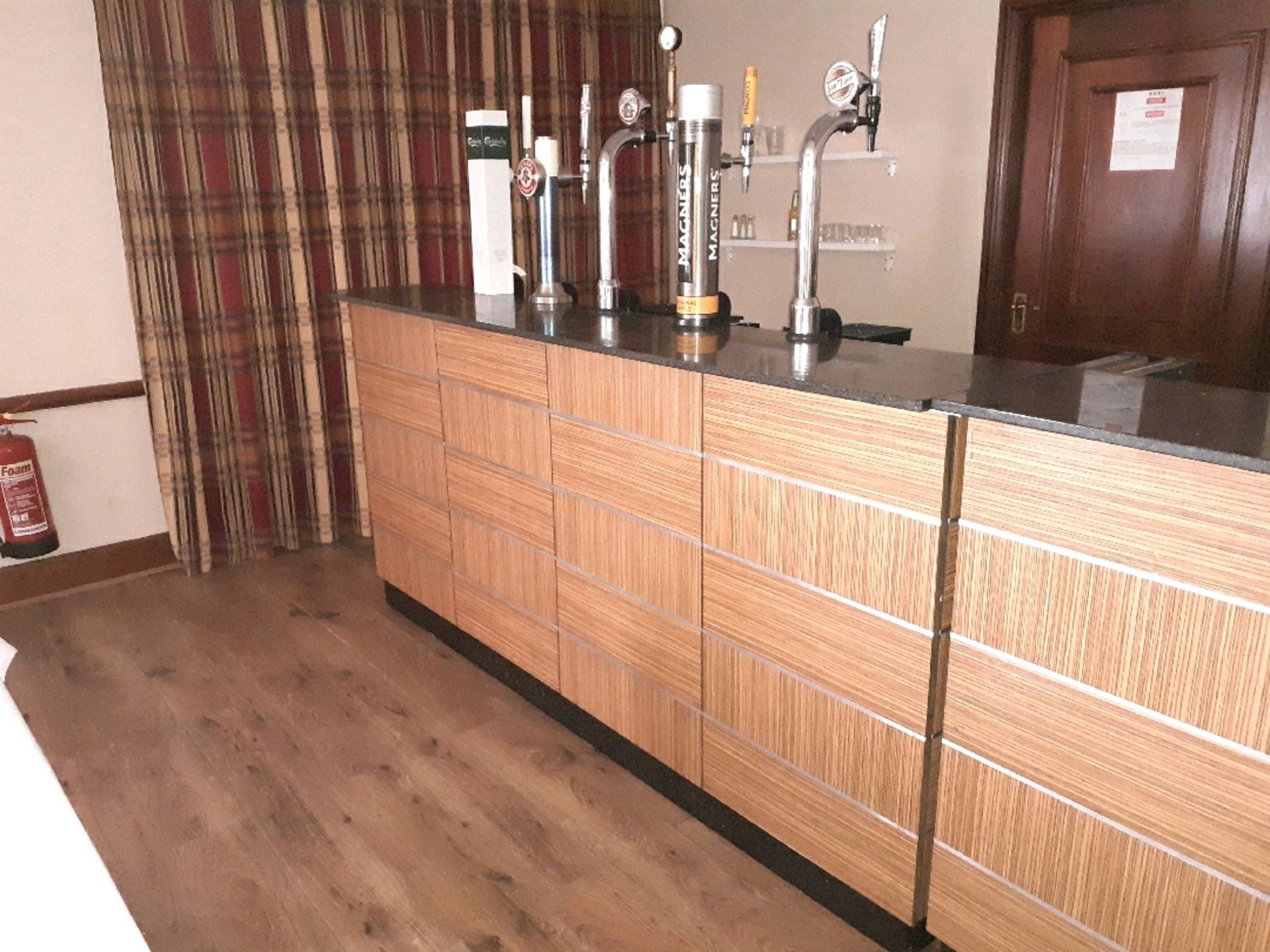 Bar unit - Image 2 of 4