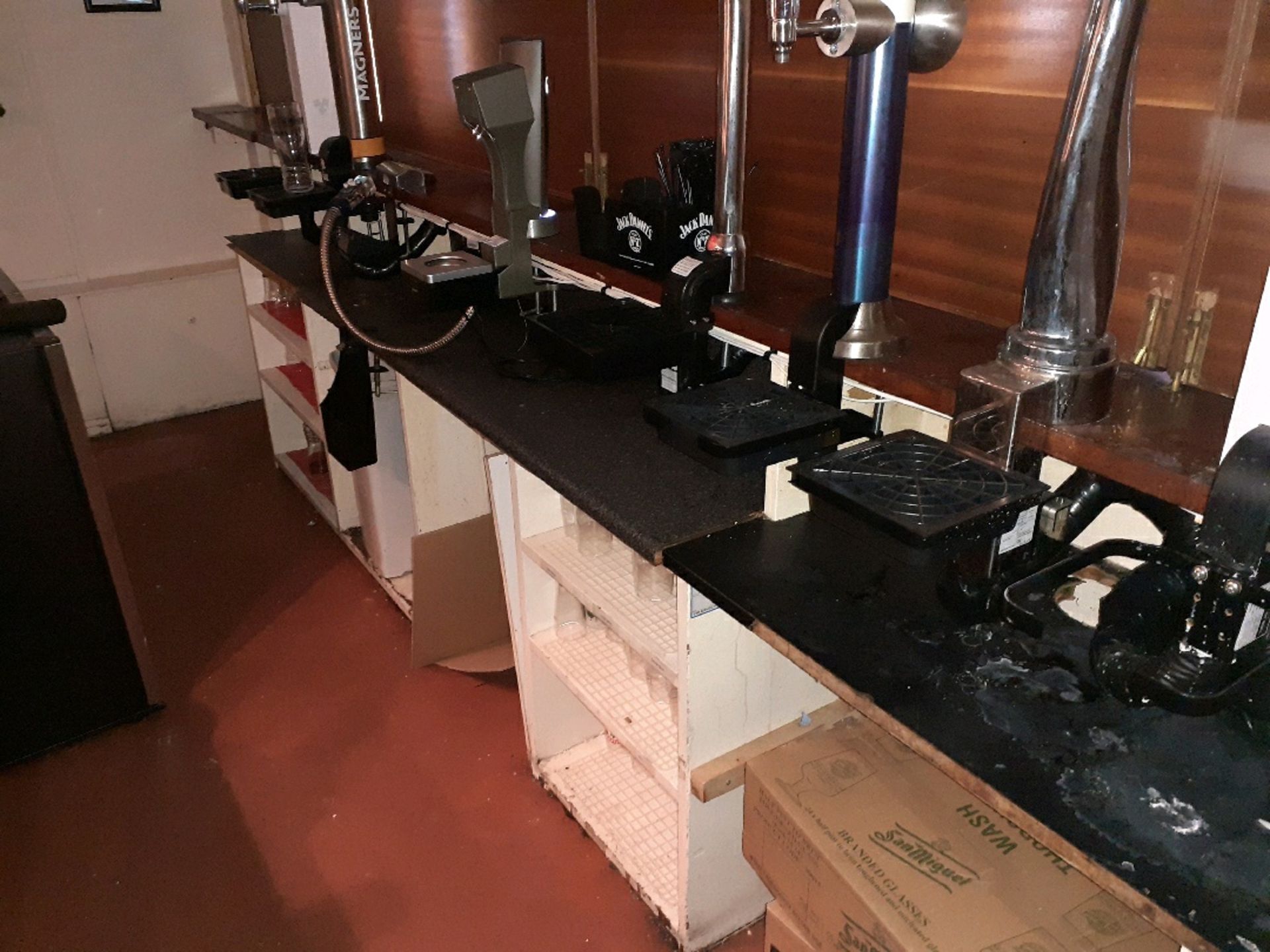 Bar - Image 3 of 5