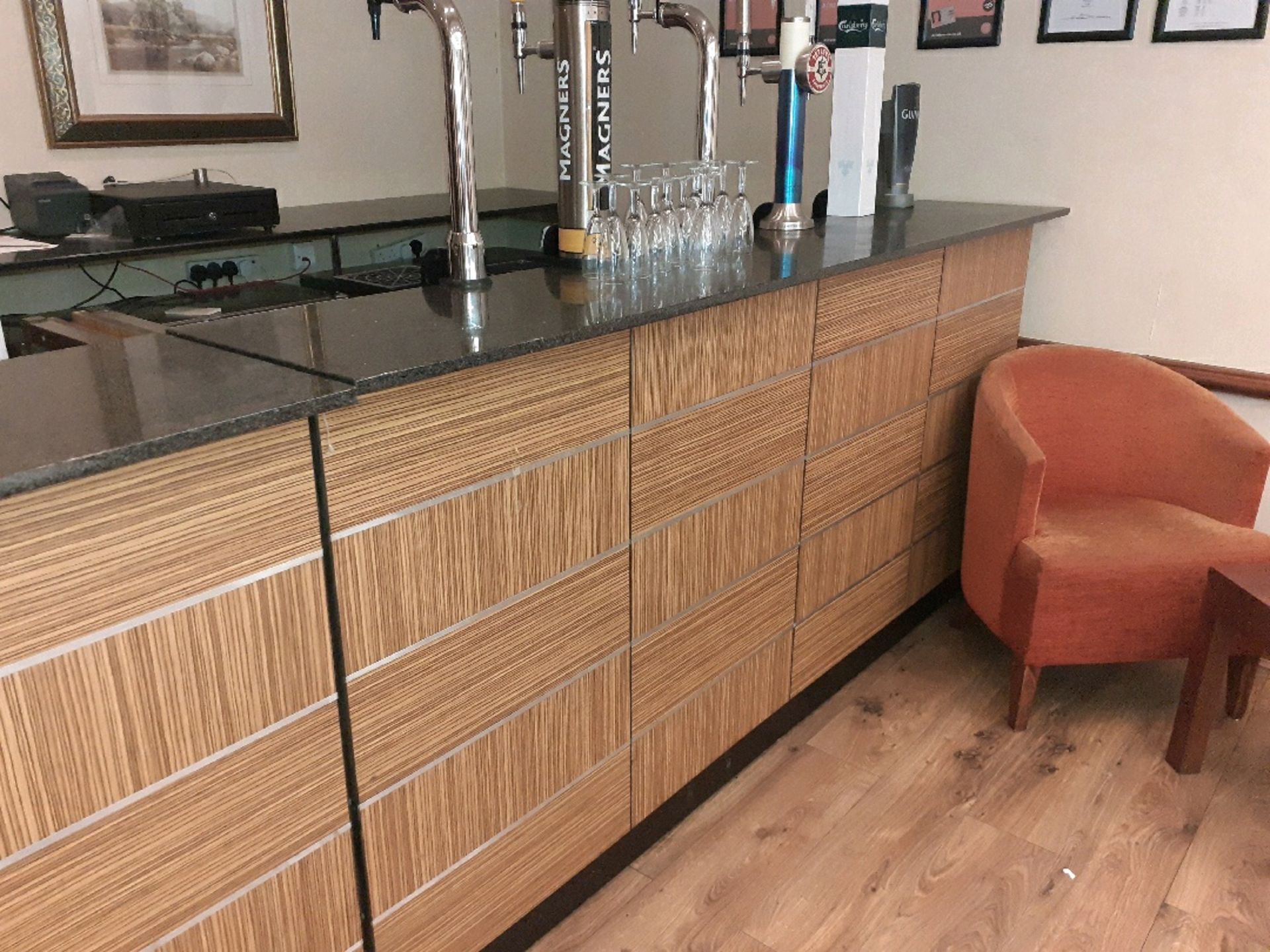 Bar unit - Image 2 of 3