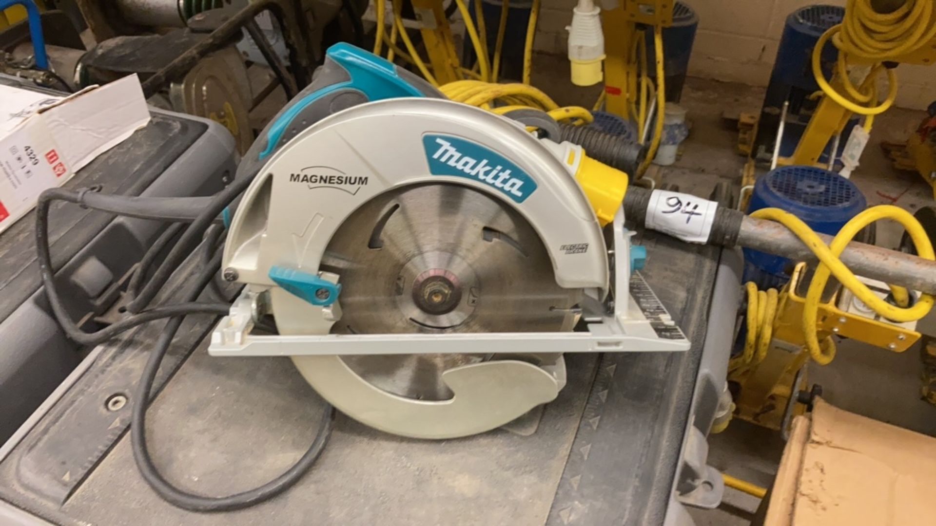 Makita circular saw - Image 2 of 2