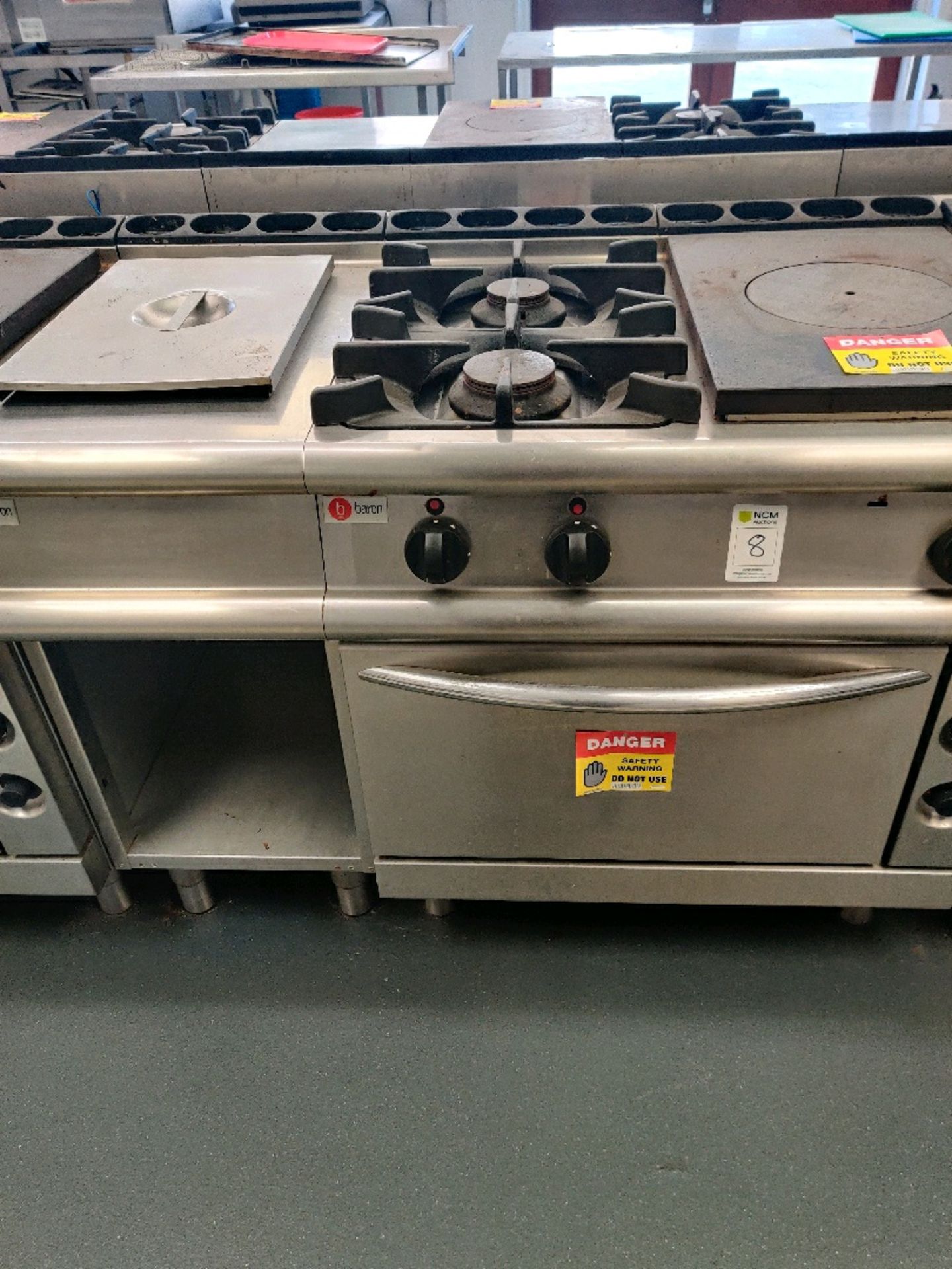 Baron 2 Gas hob, hot plate and oven with side