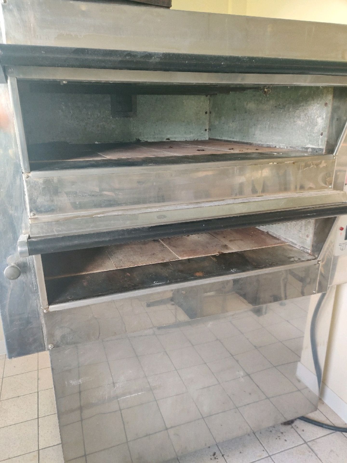 Tom chandley compacta oven - Image 3 of 4