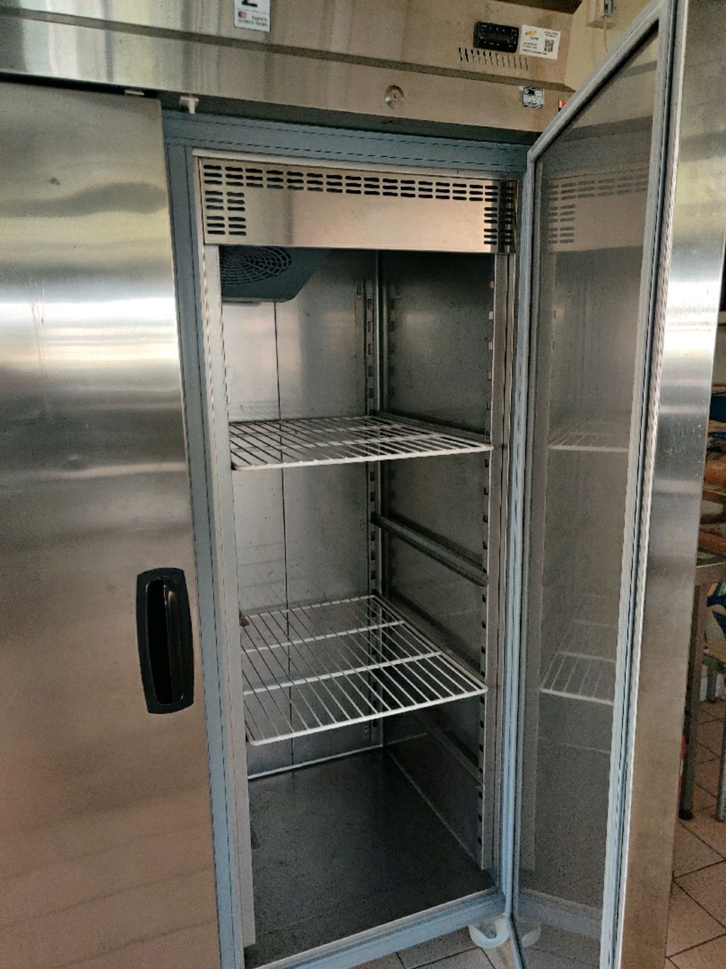 Shorrock trichem fridge double door - Image 2 of 3