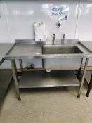 Stainless steel washing station