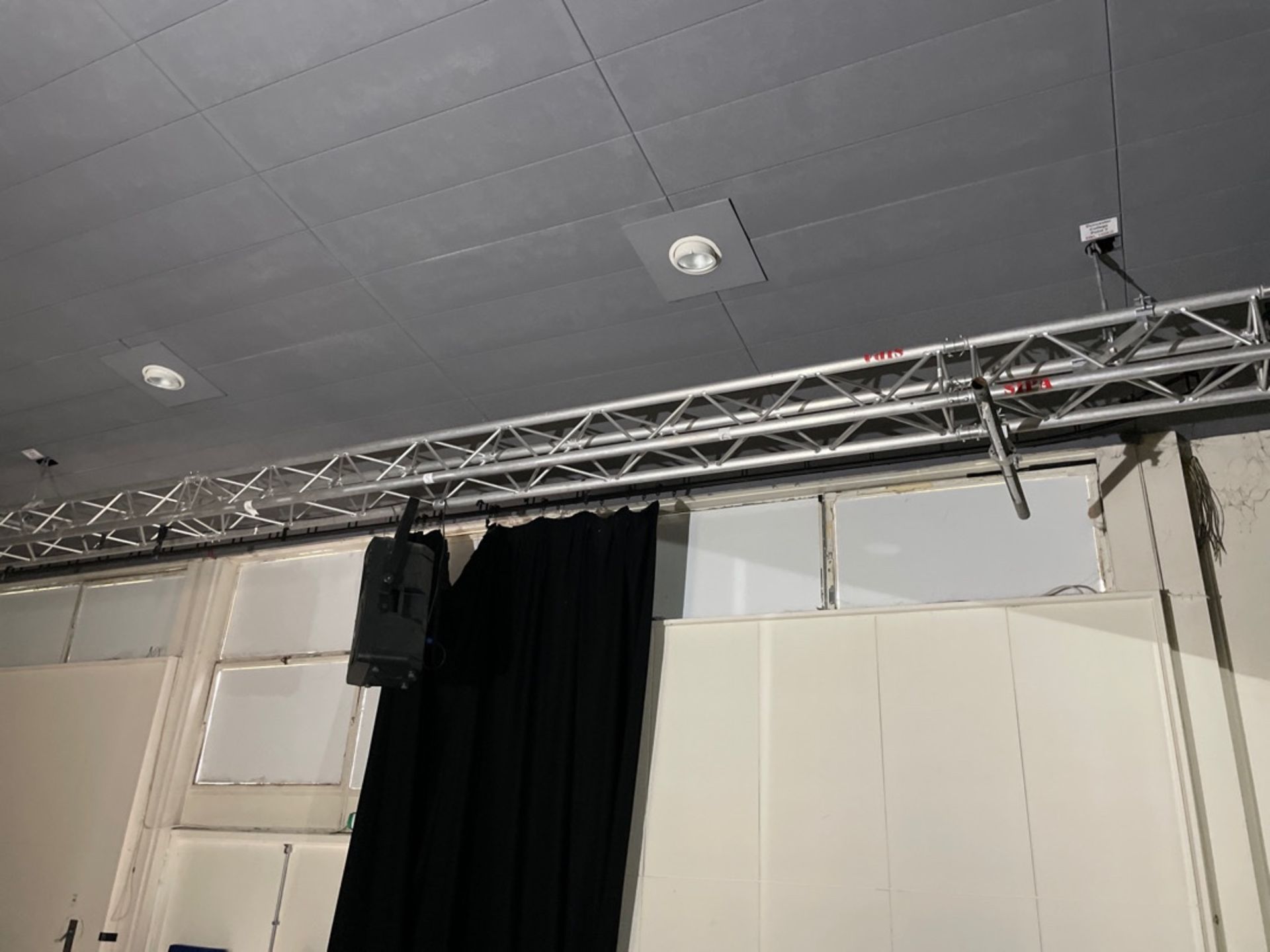 Lighting Gantrys 3 Off & Pair Of RCF Speakers - Image 3 of 4